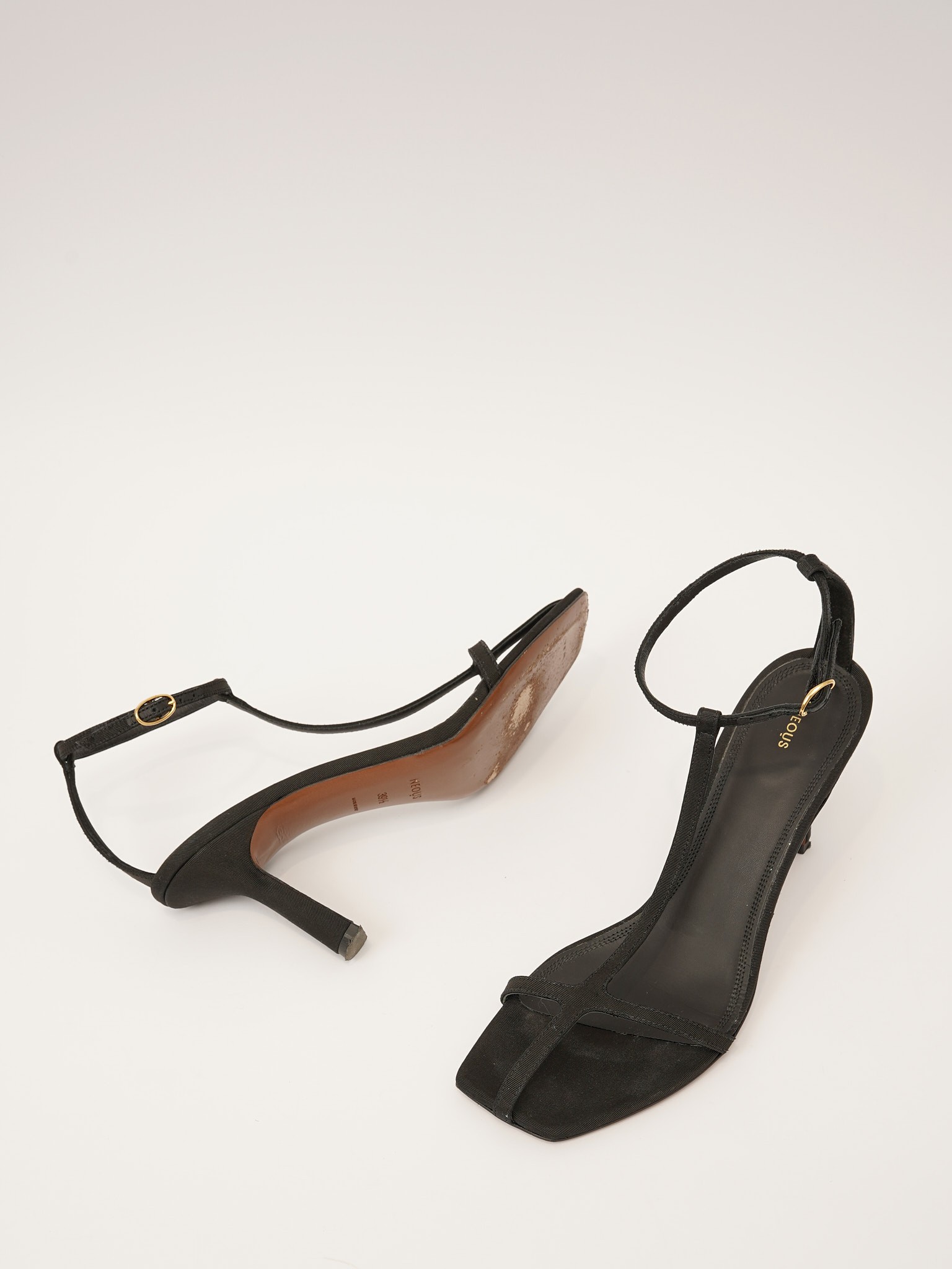Neous Shoes 39.5 11