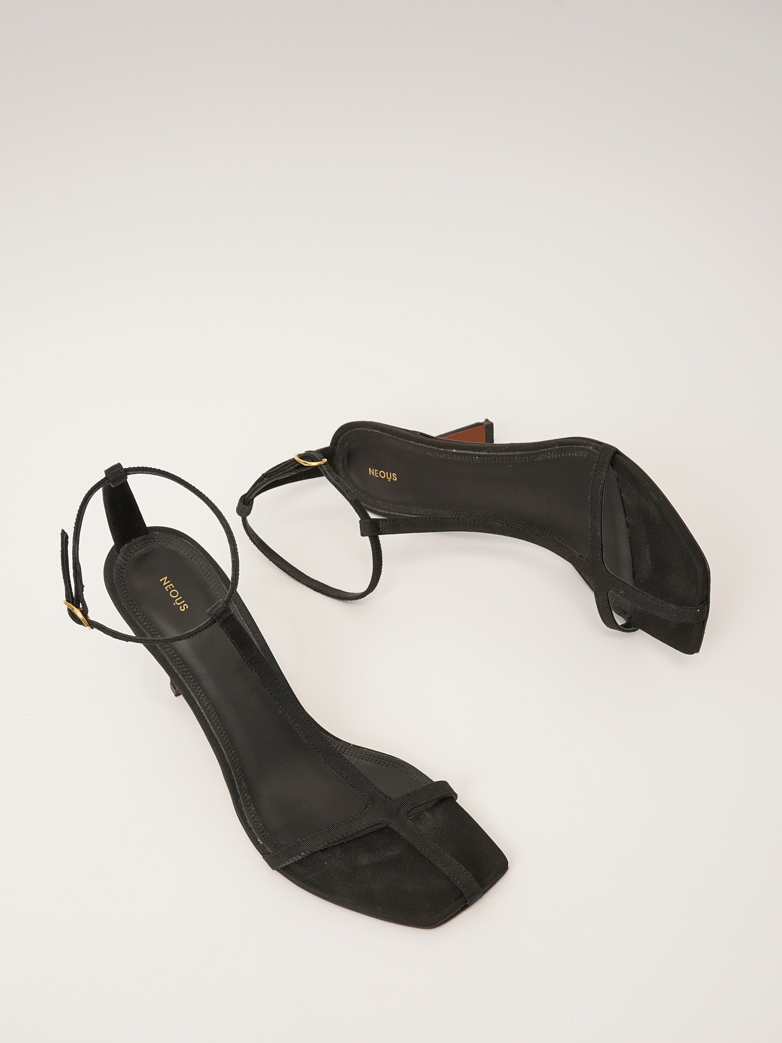 Neous Shoes 39.5 6