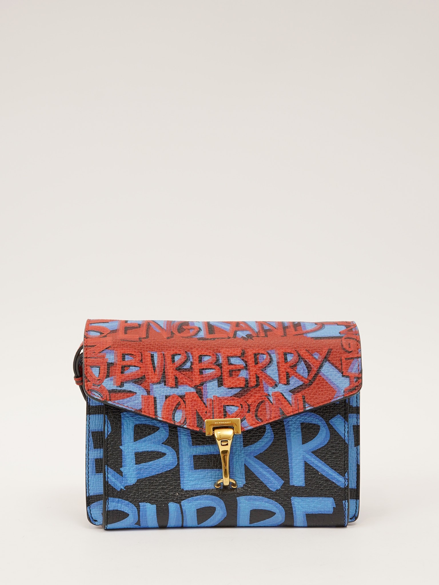 Burberry Macken  0