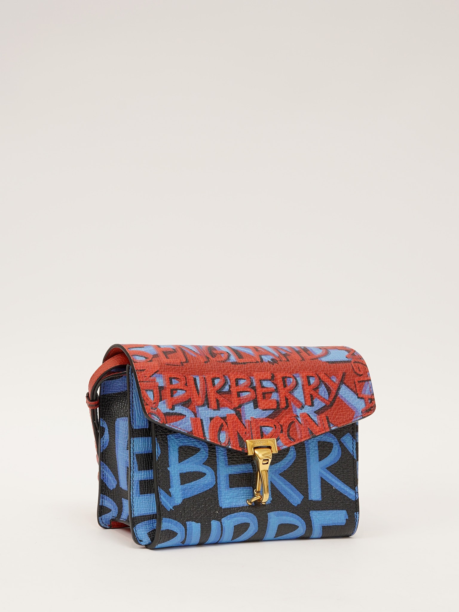 Burberry Macken  2