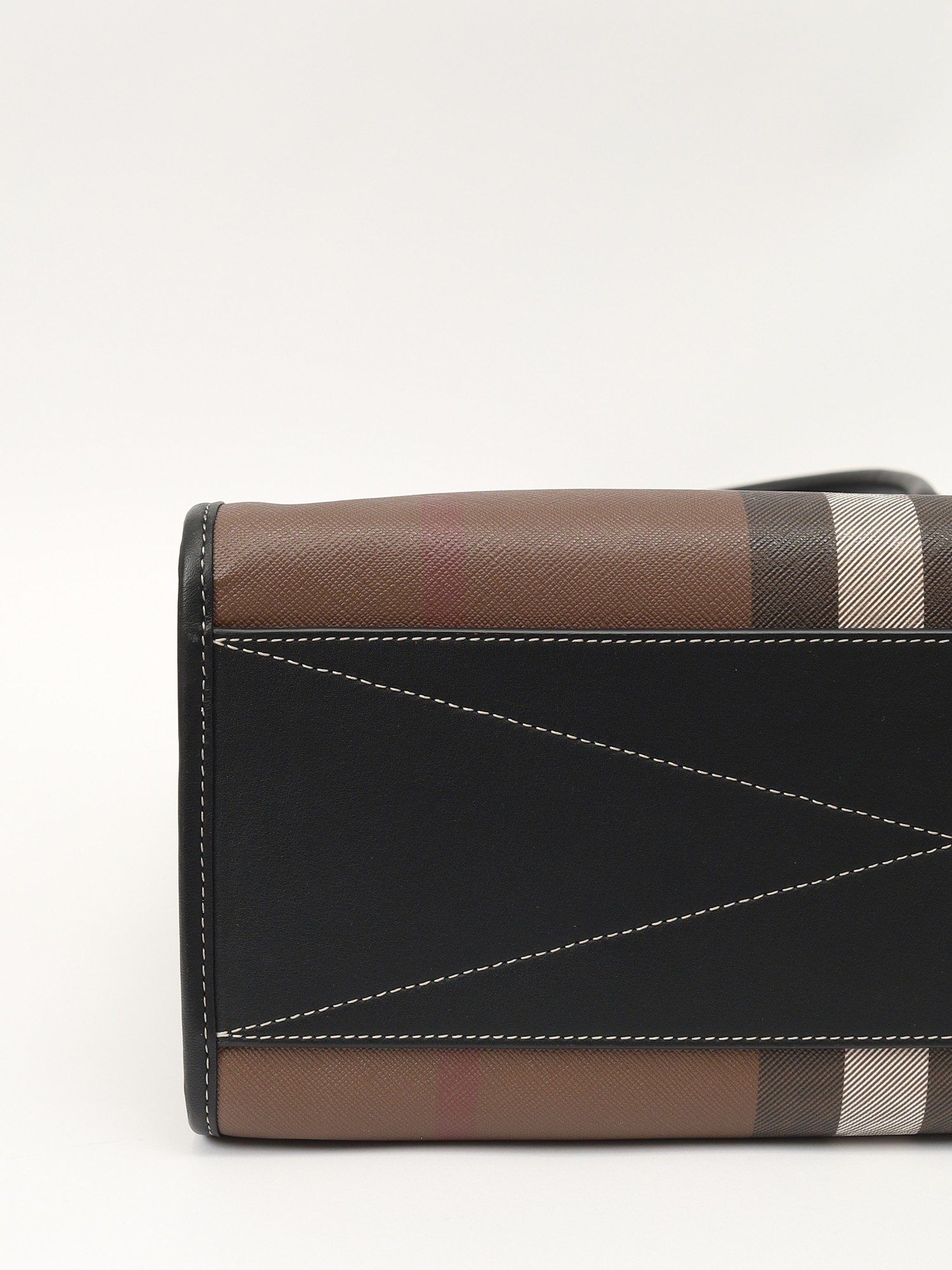 Burberry Canvas Bag  8