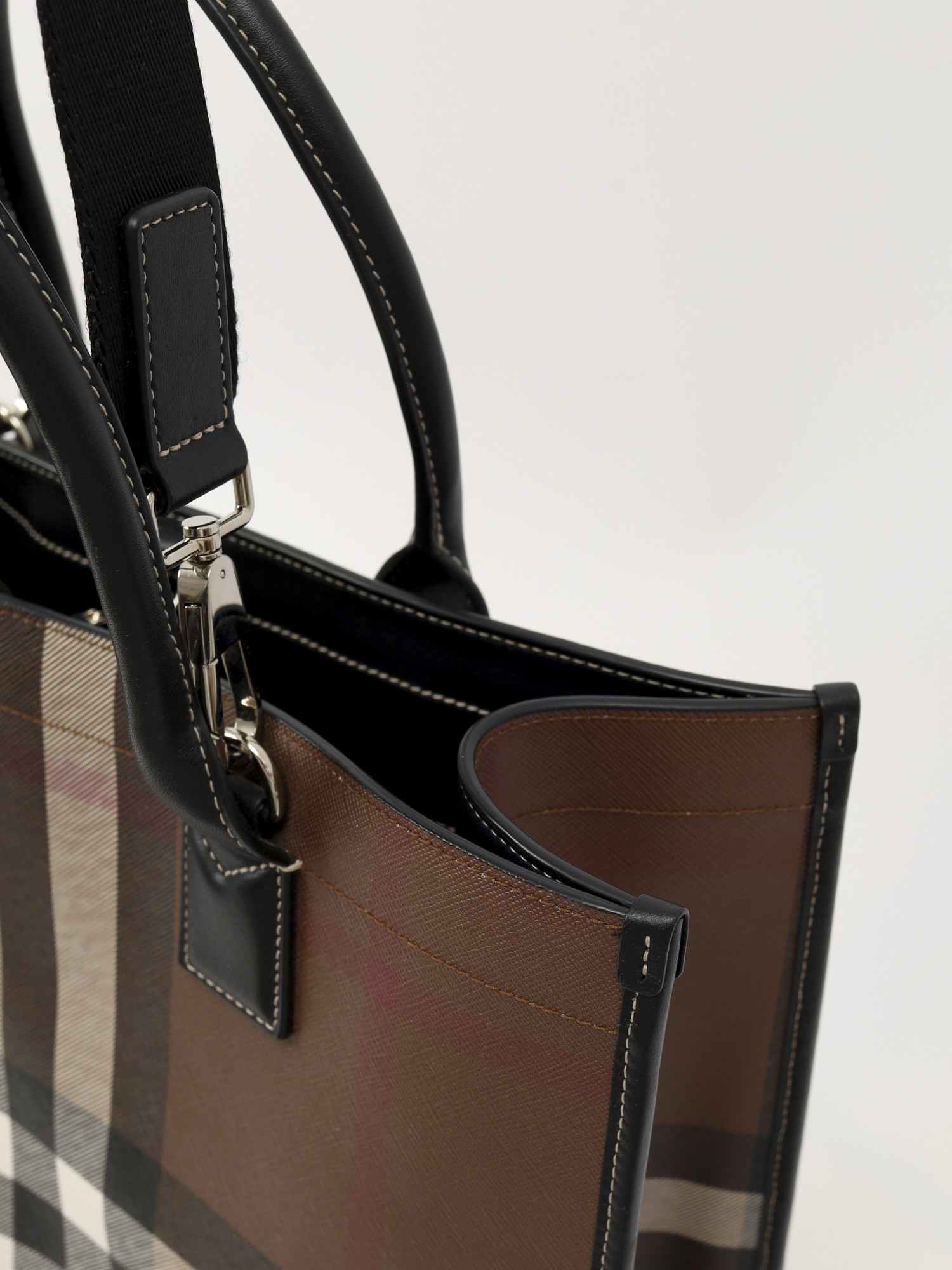 Burberry Canvas Bag  7