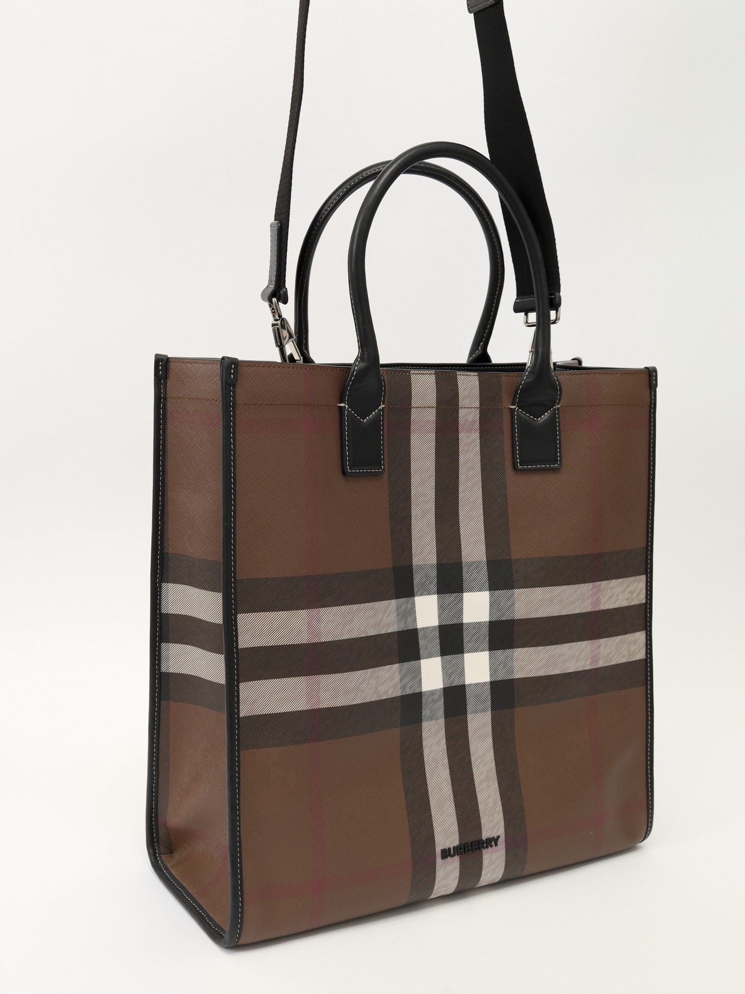 Burberry Canvas Bag  4