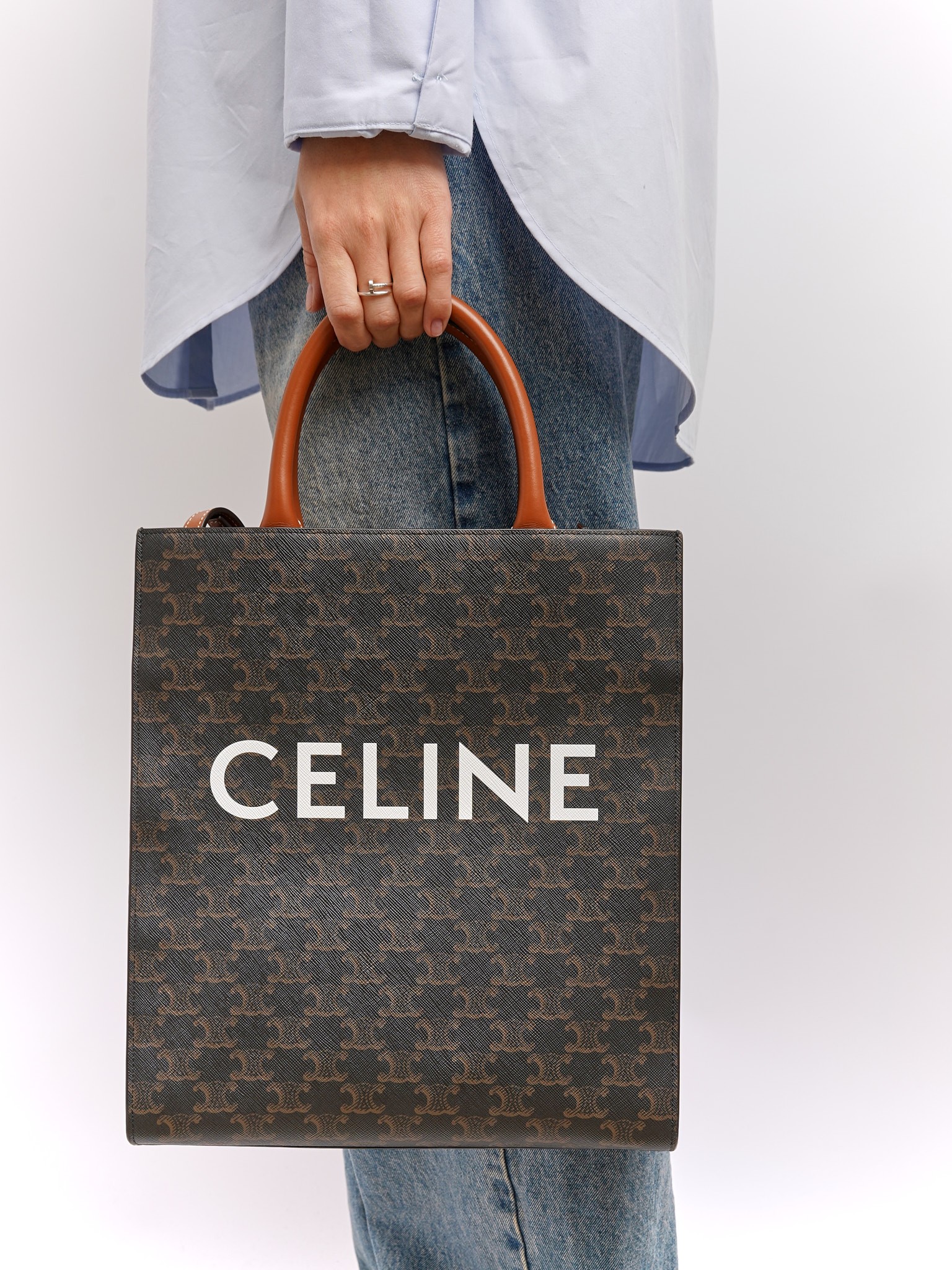 Celine Cabas 1