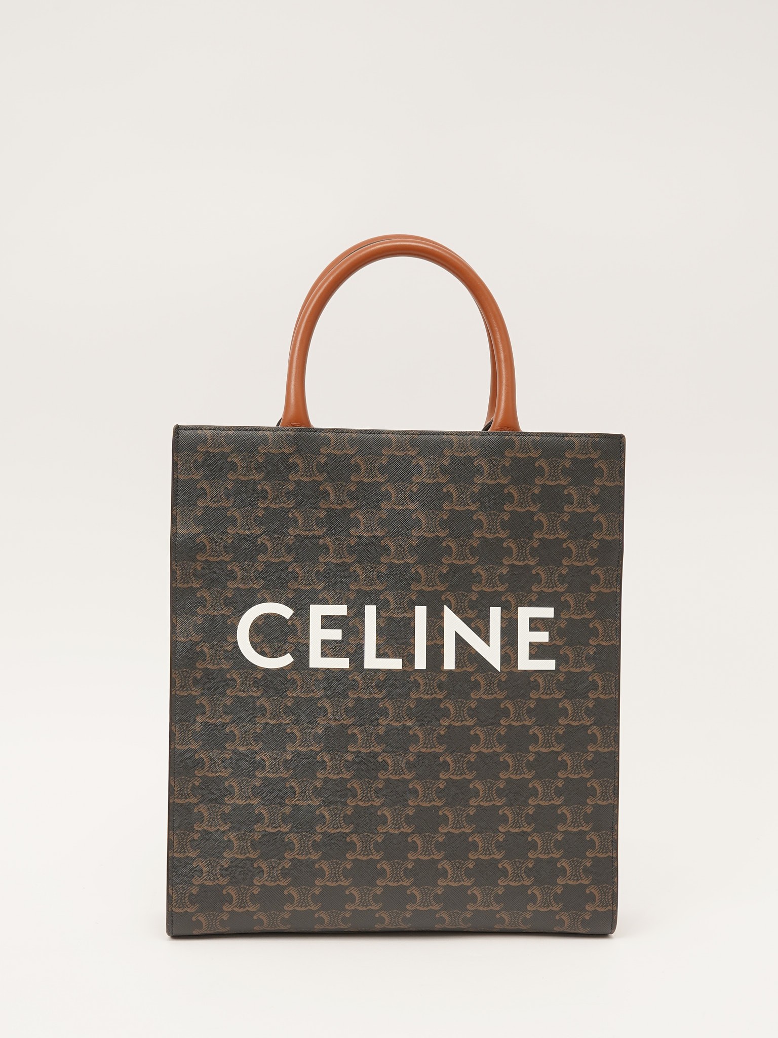 Celine Cabas 0