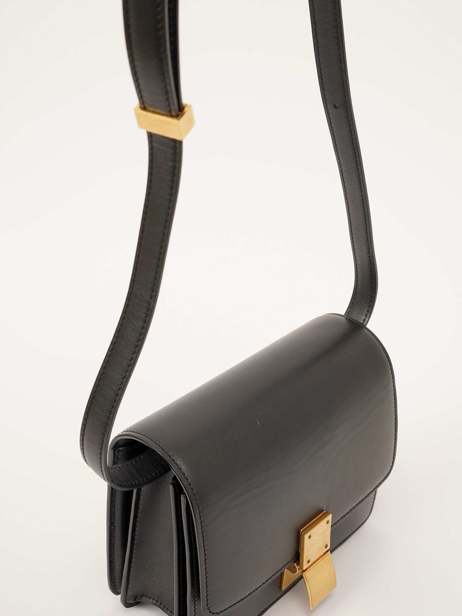 Celine Classic 4