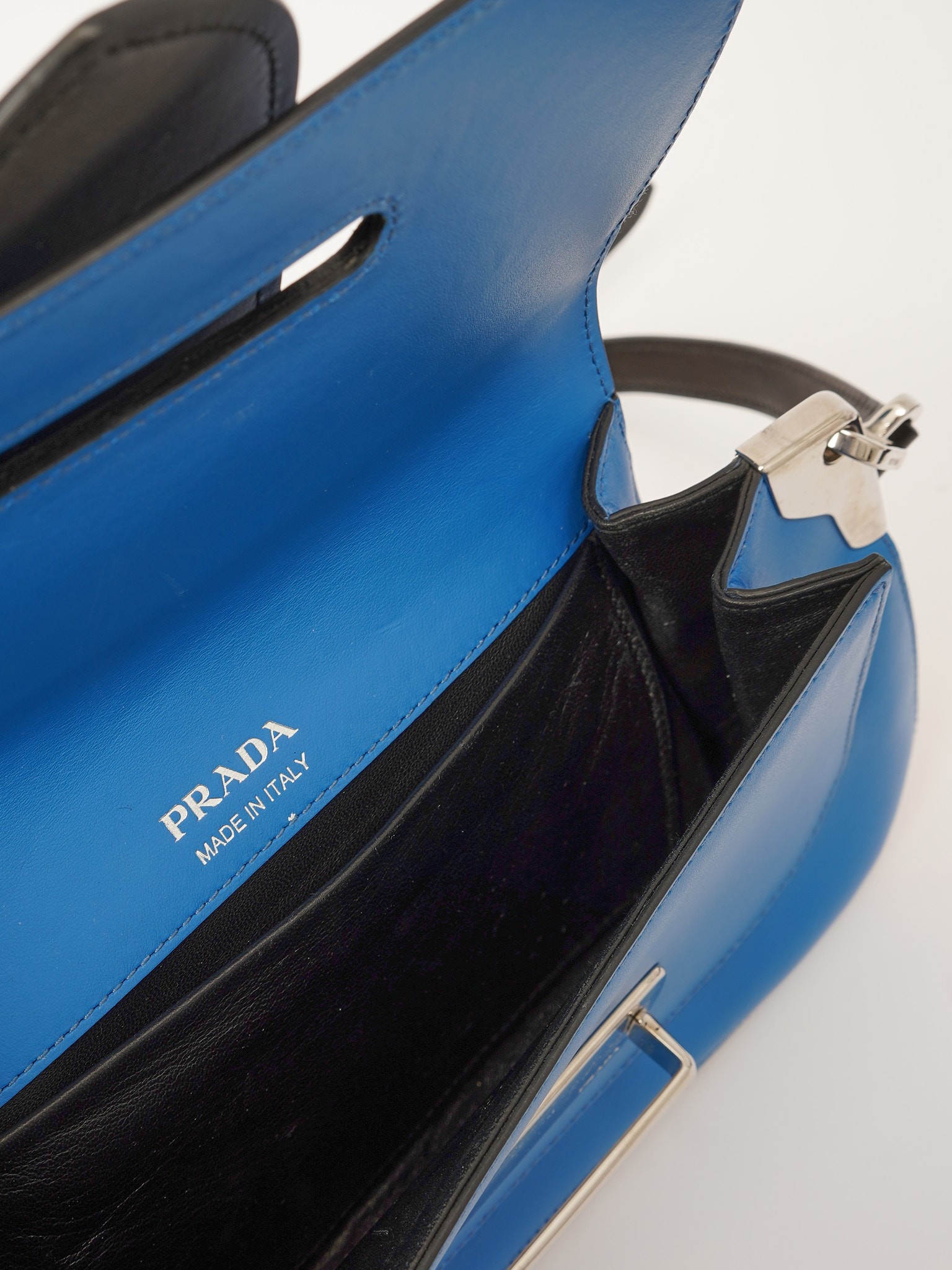 Prada Sidonie 8