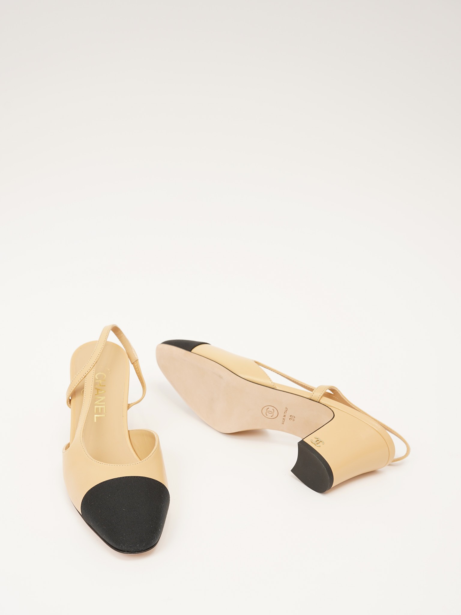 Chanel Shoes 38 9