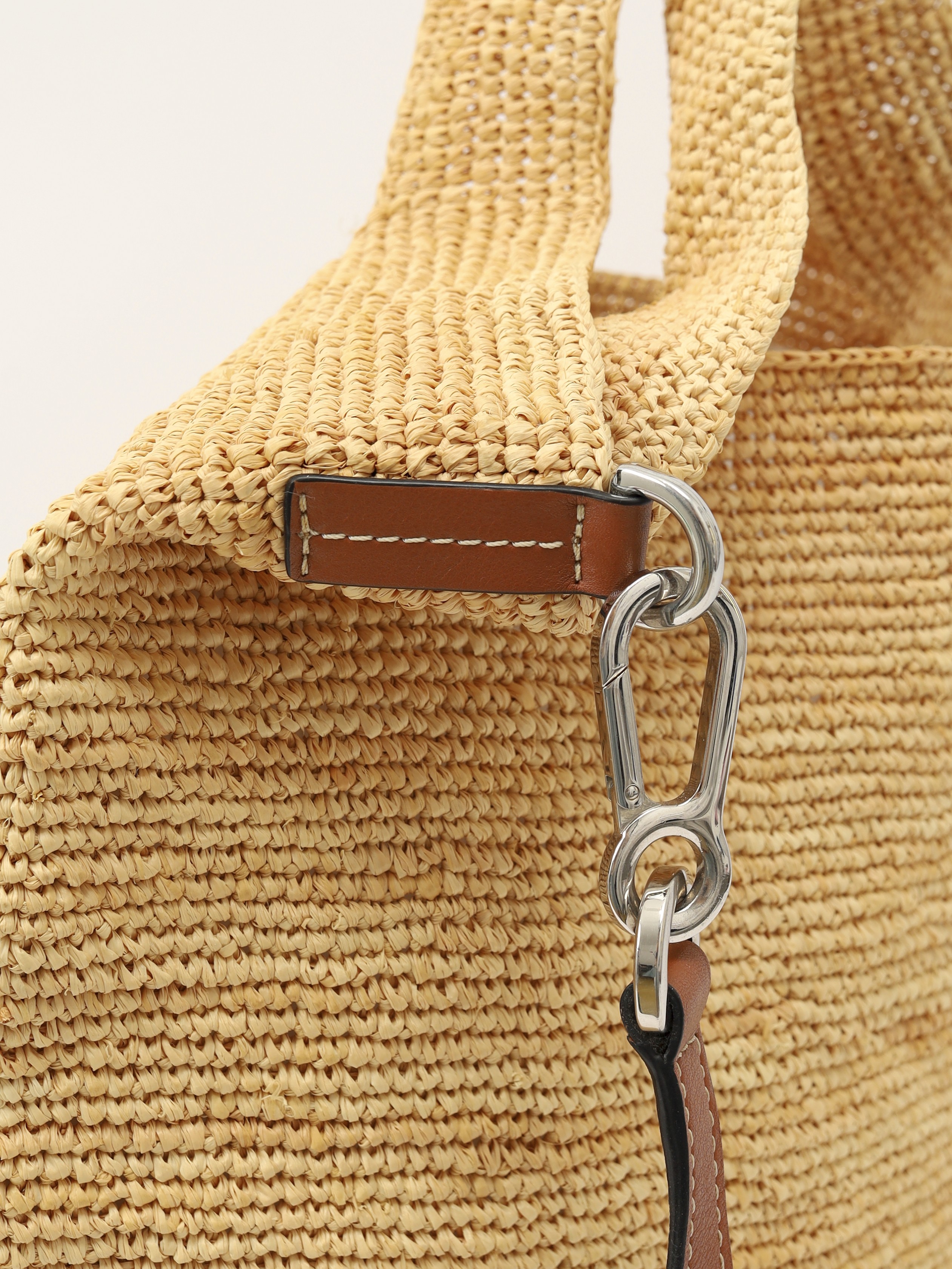 Loewe Slit 7