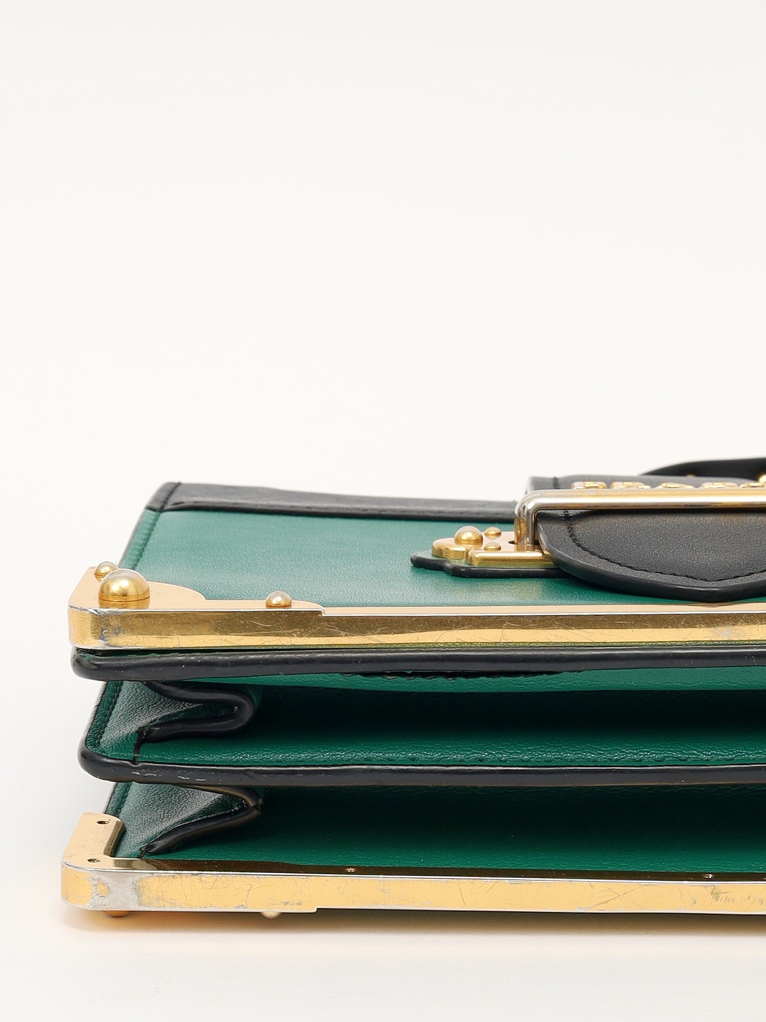 Prada Cahier 6