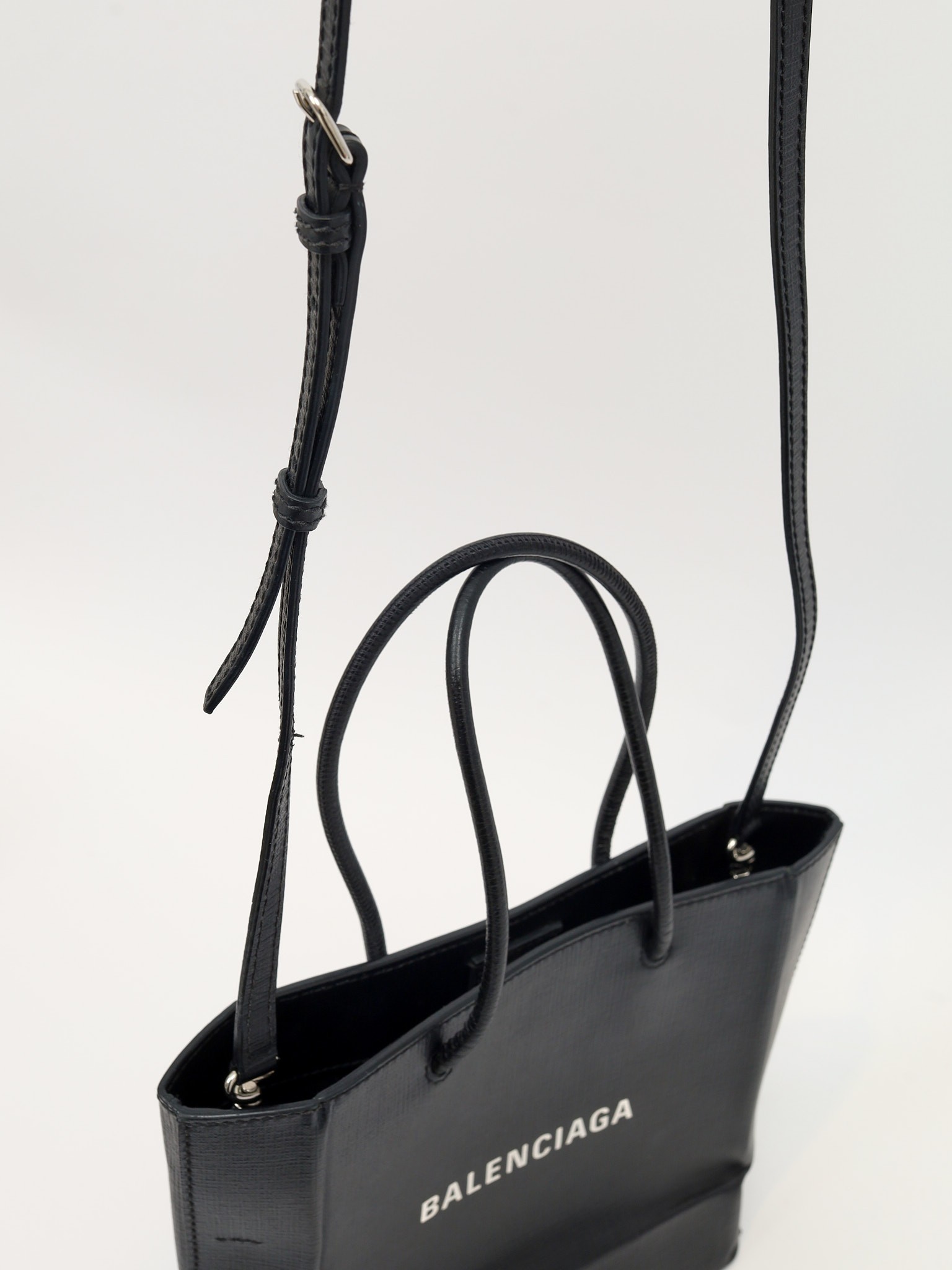 Balenciaga Shopping 4