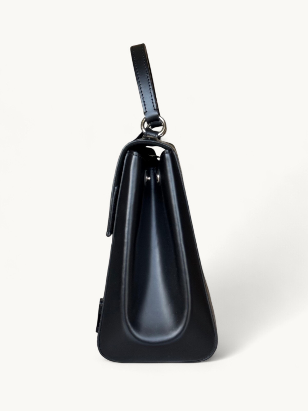 Louis Vuitton Cluny 3