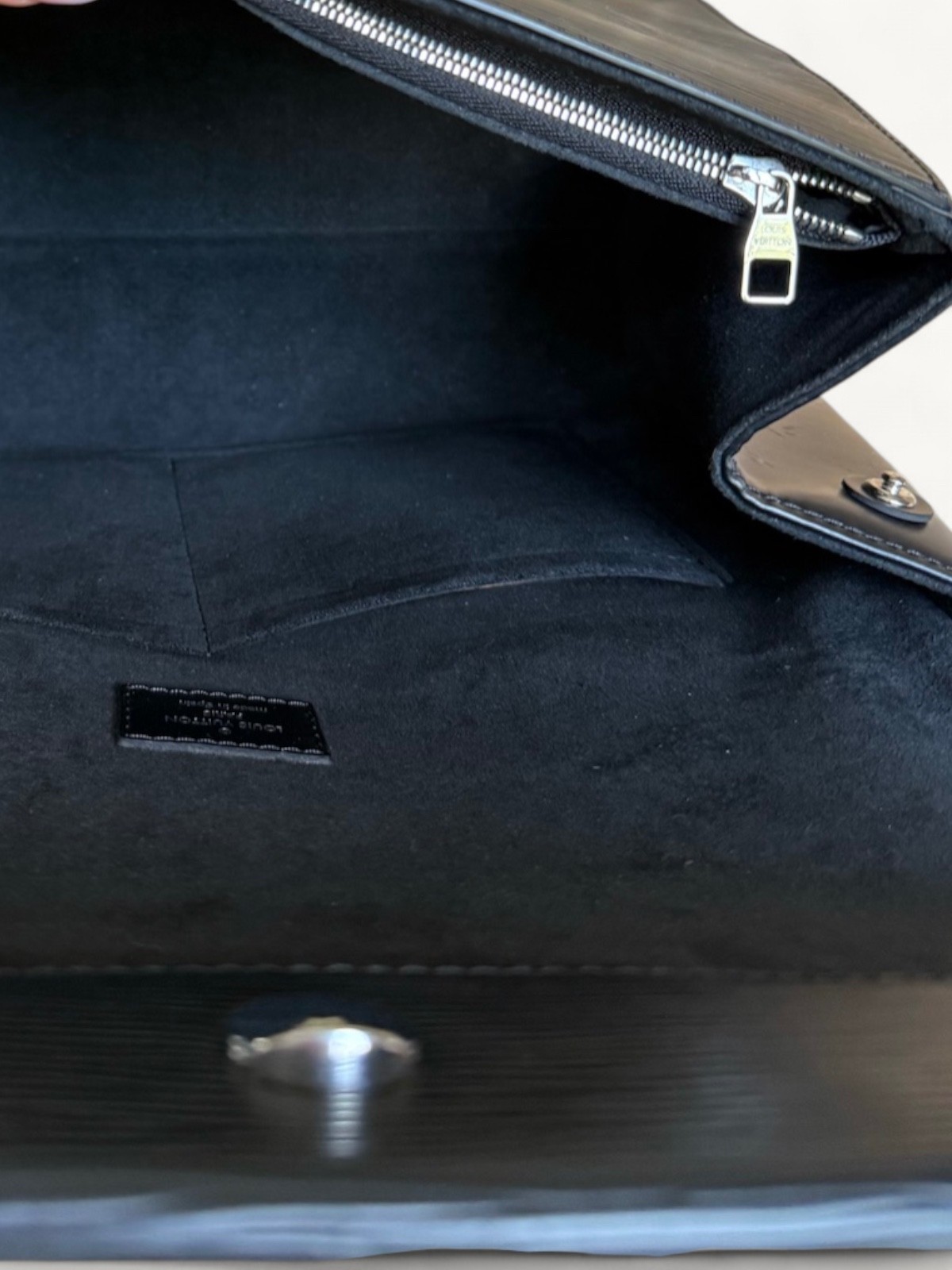 Louis Vuitton Cluny 4