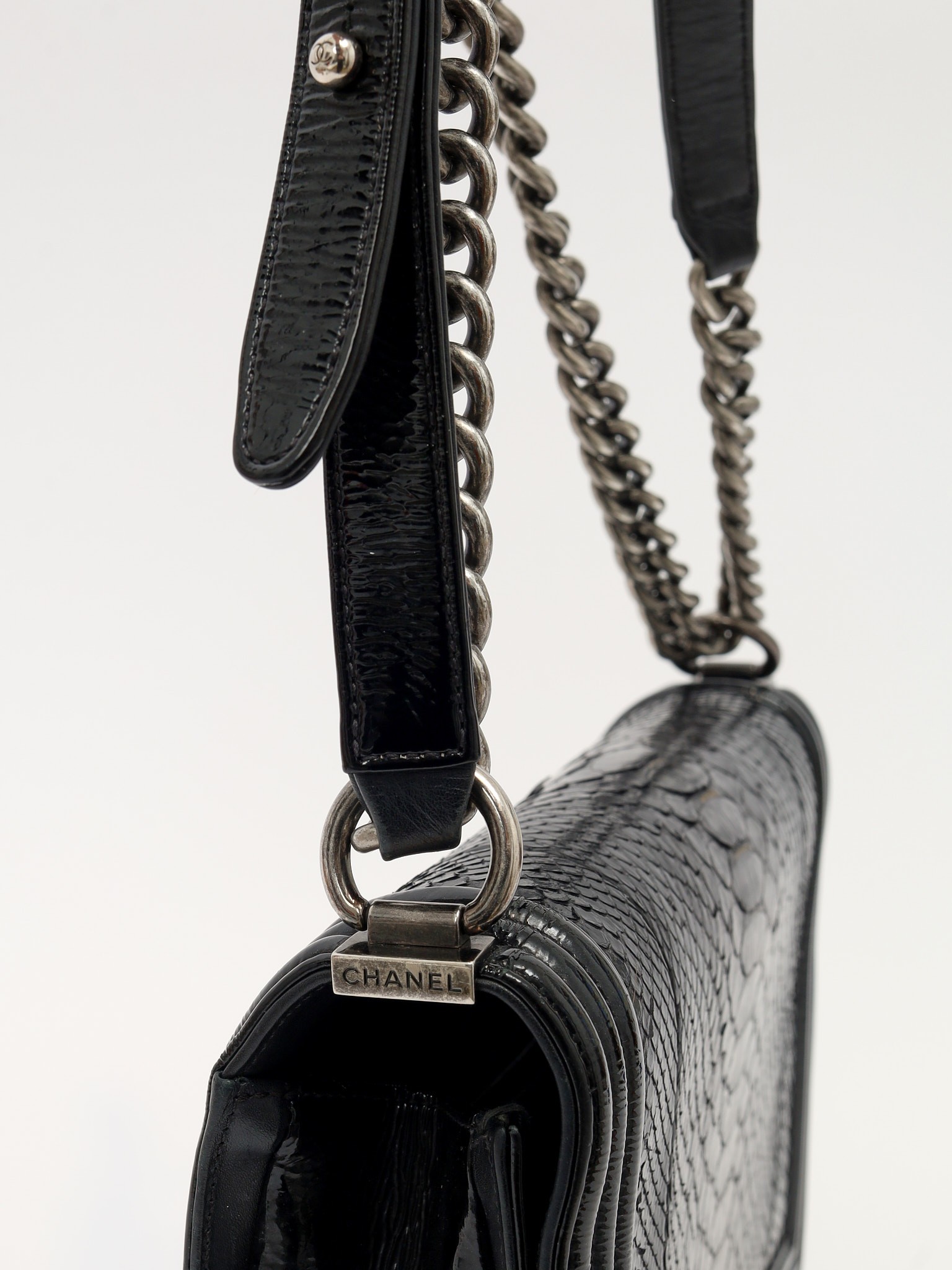 Chanel Boy 6
