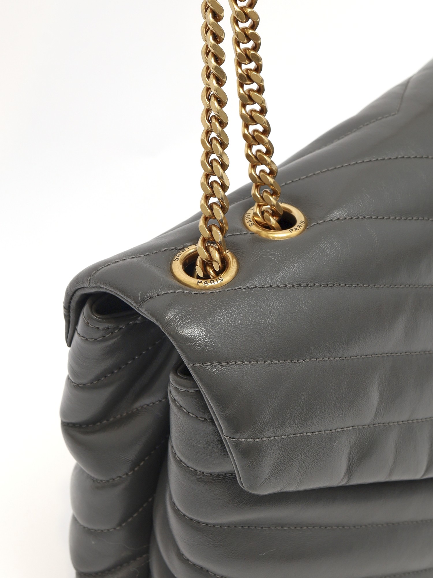 Saint Laurent Loulou 6
