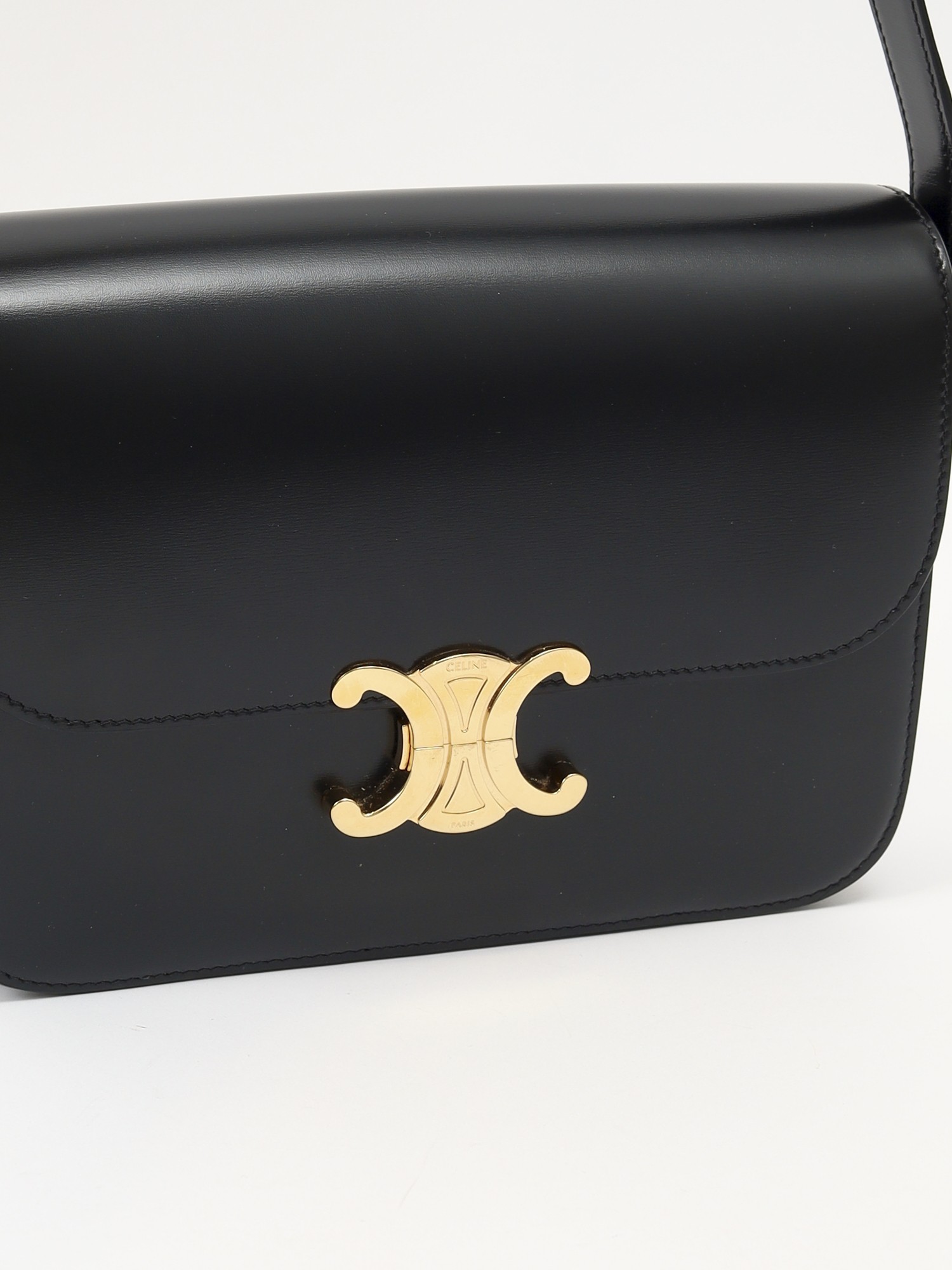 Celine Triomphe 5