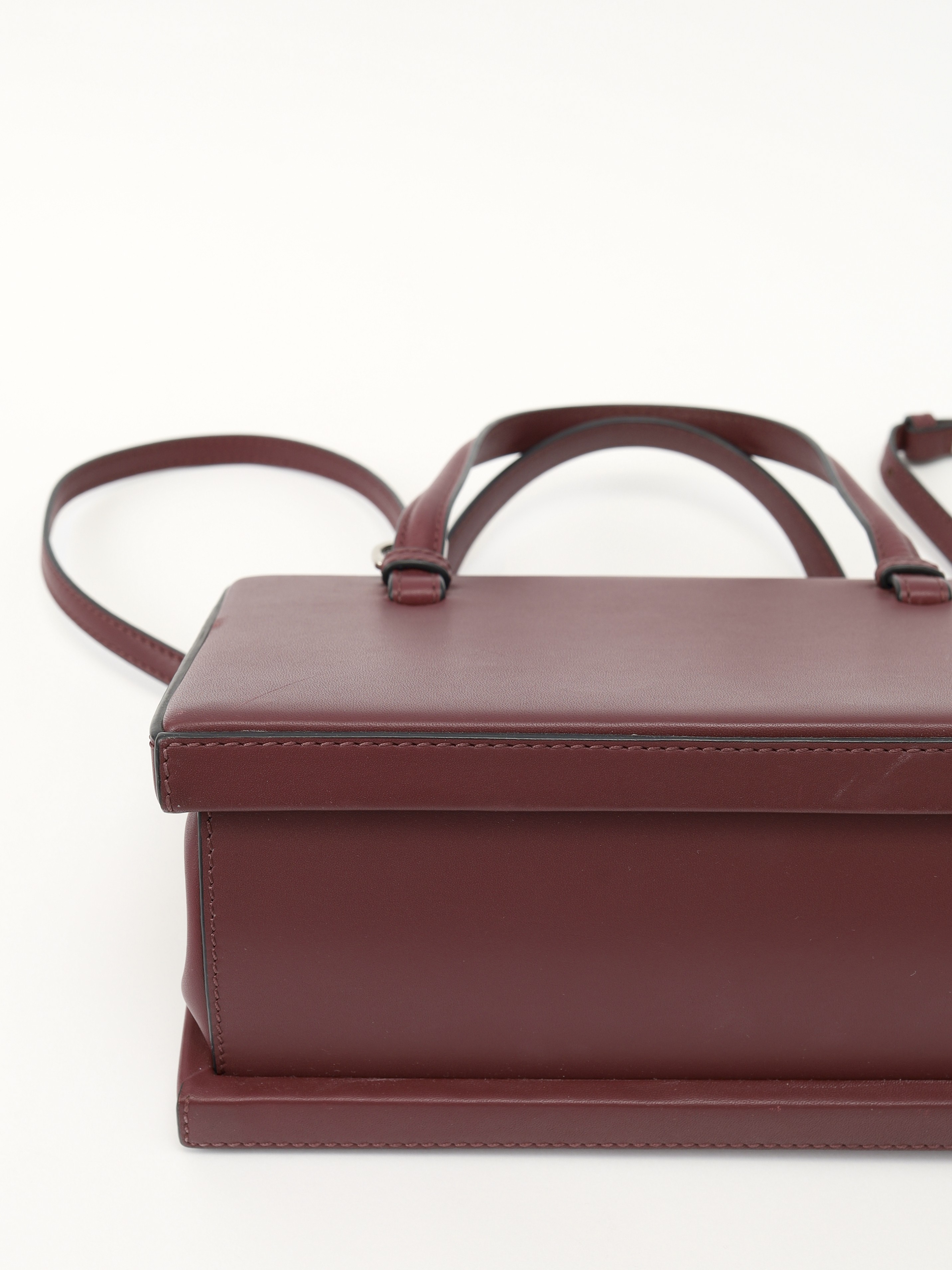 Loewe Postal 10