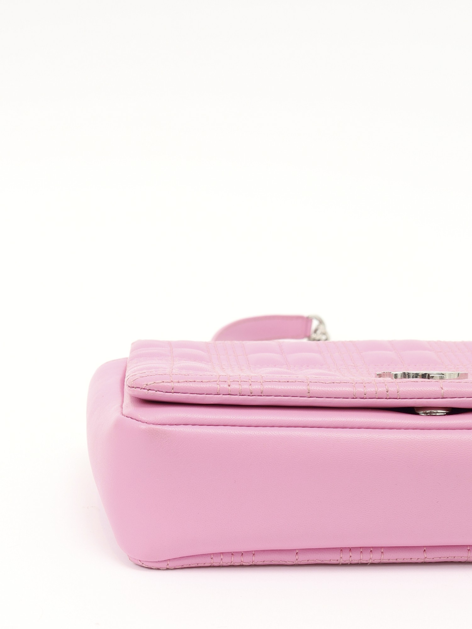 Burberry Lola 8
