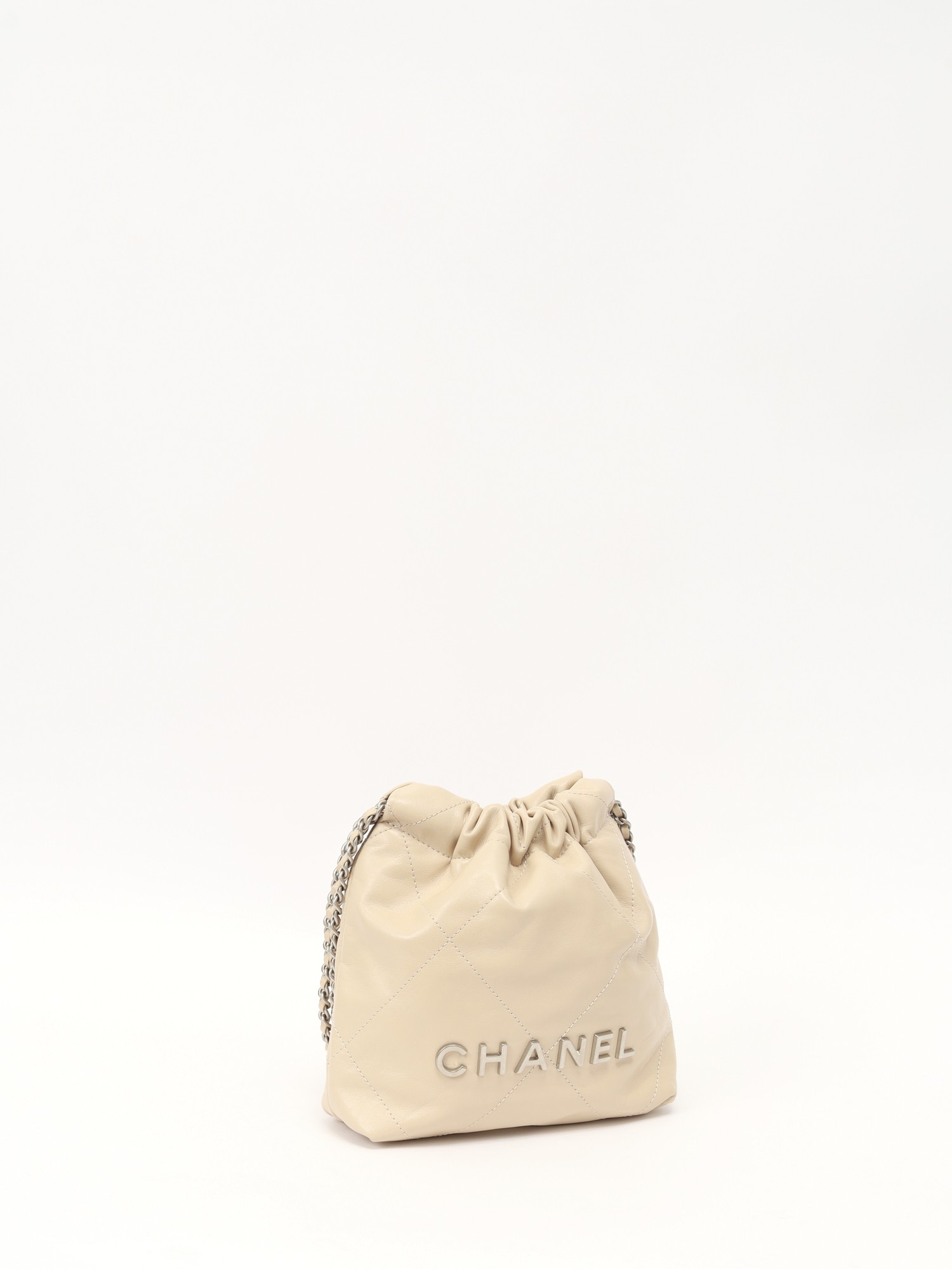 Chanel 22 2