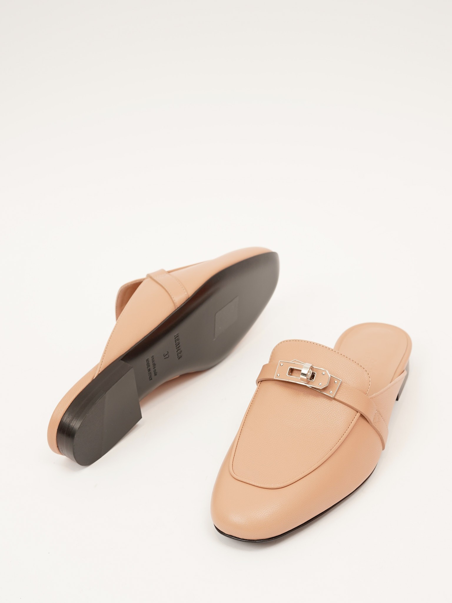 Hermes Shoes 37 11