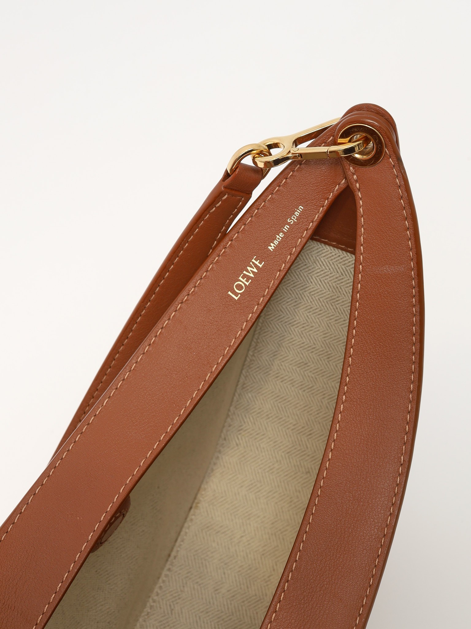 Loewe Luna 9