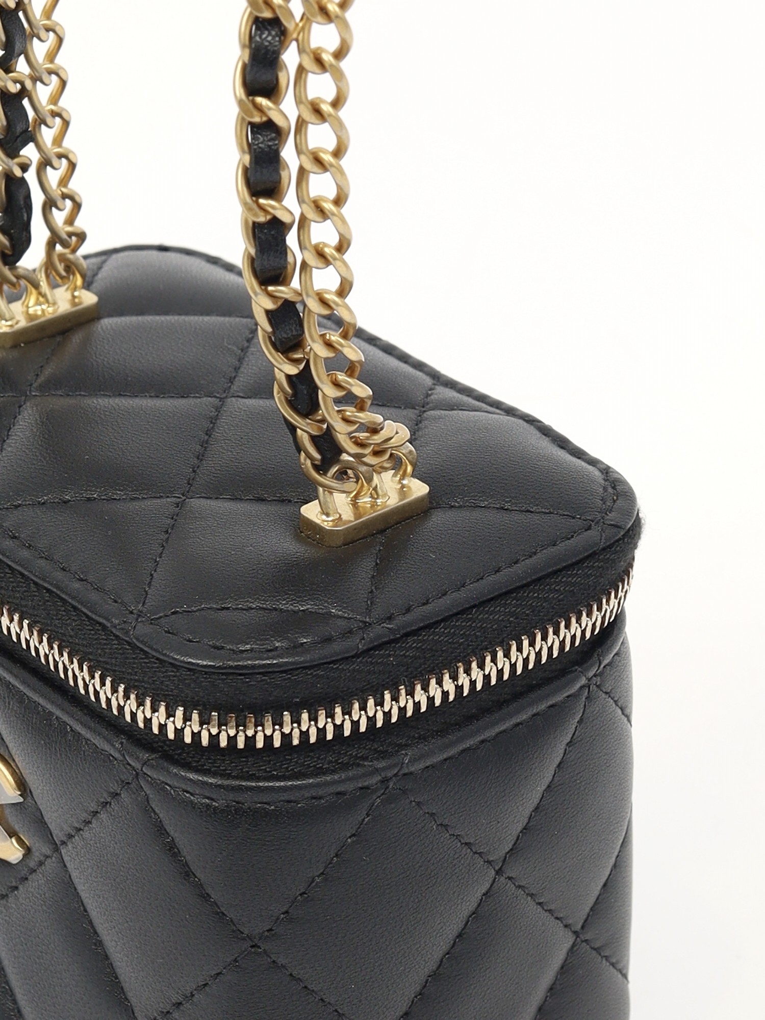 Chanel Vanity 7