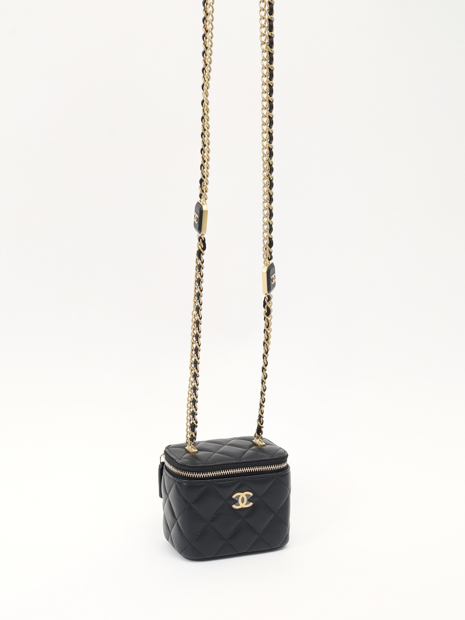 Chanel Vanity 4