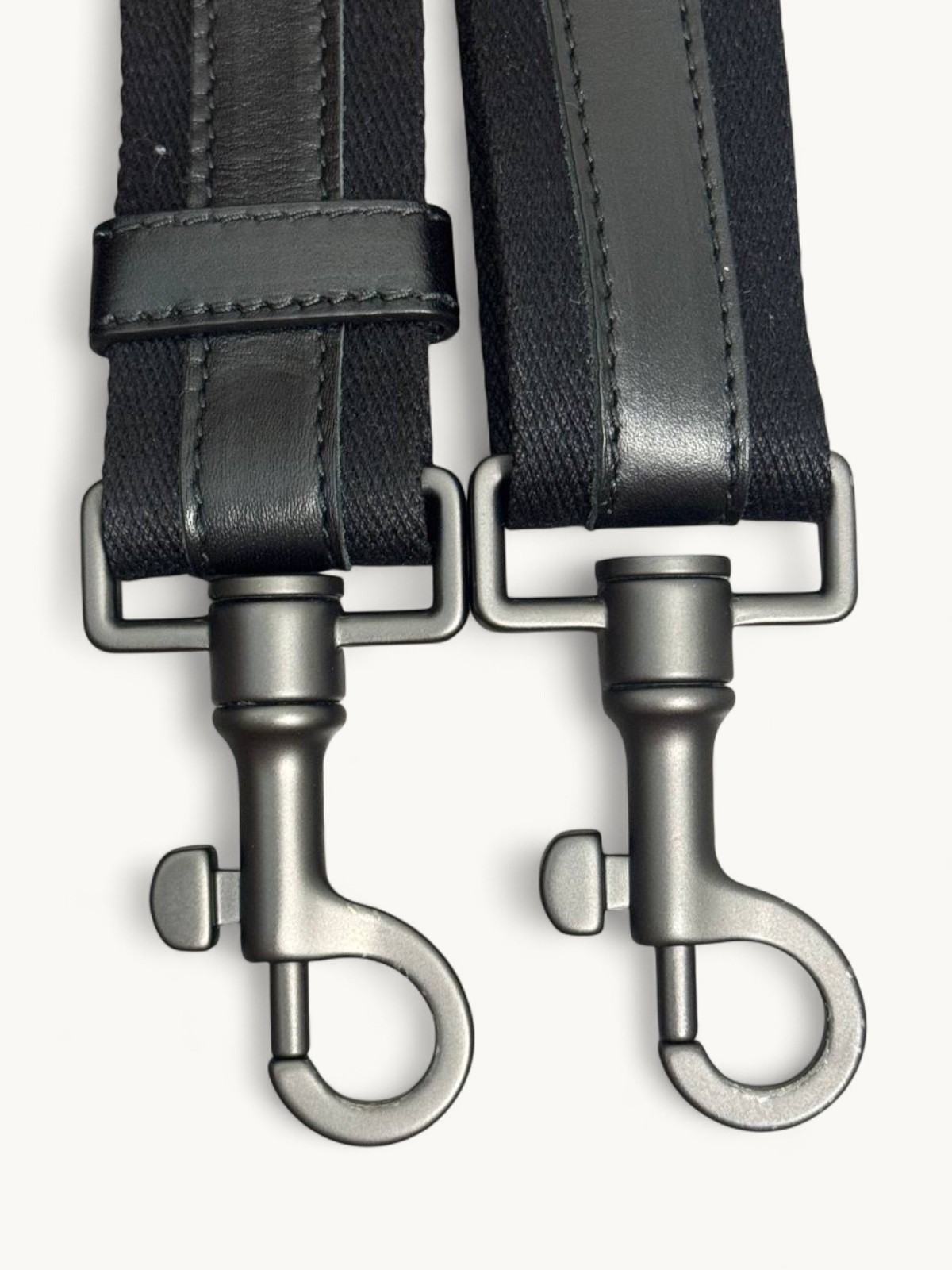 Bottega Veneta Leather Bag 8