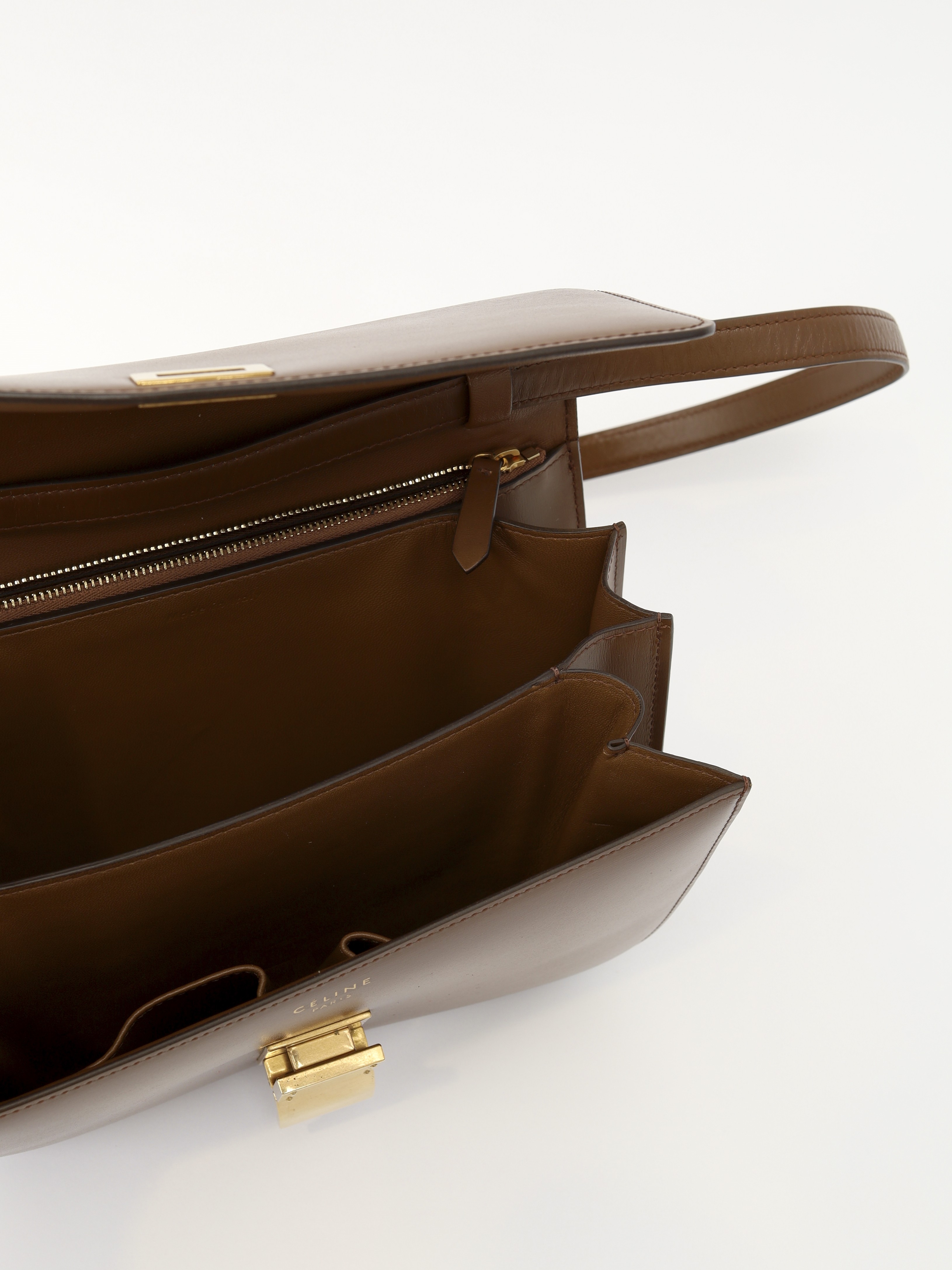 Celine Classic  8