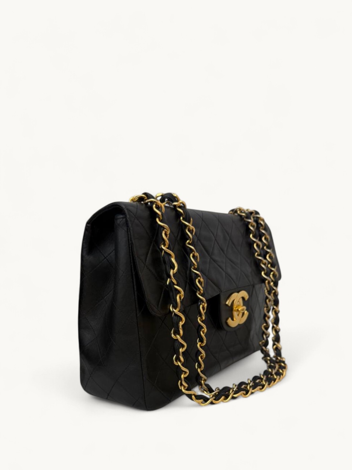 Chanel Timeless Classic 2