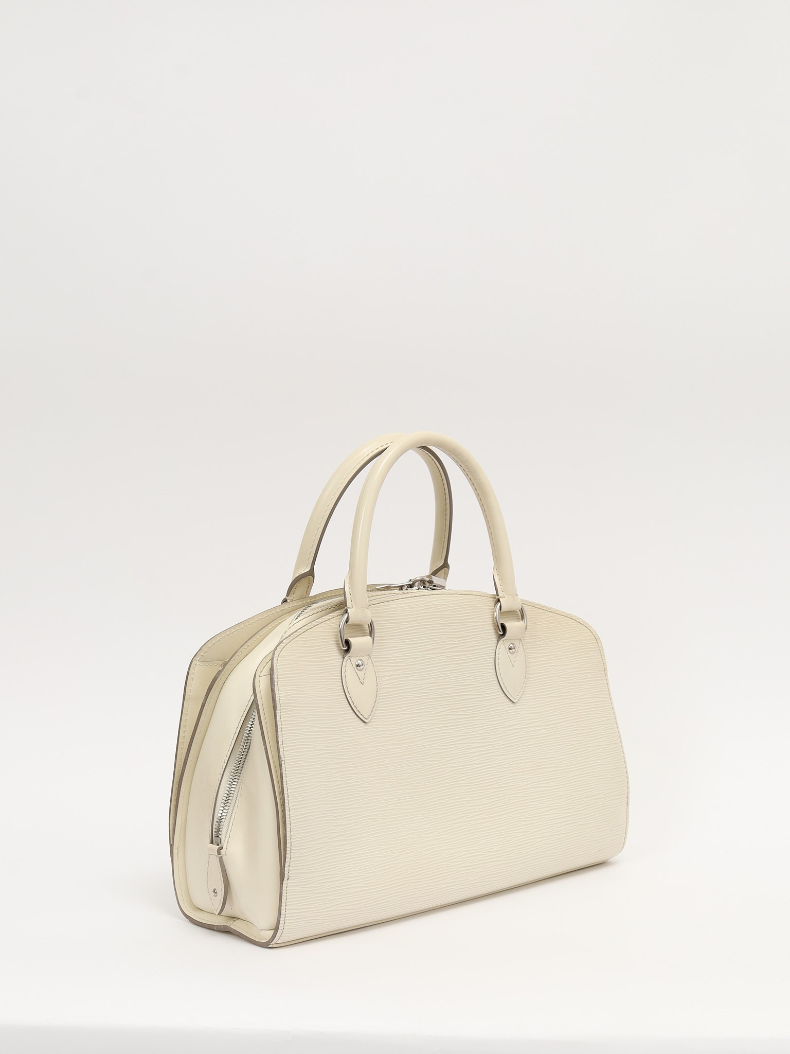 Louis Vuitton Pont Neuf 3
