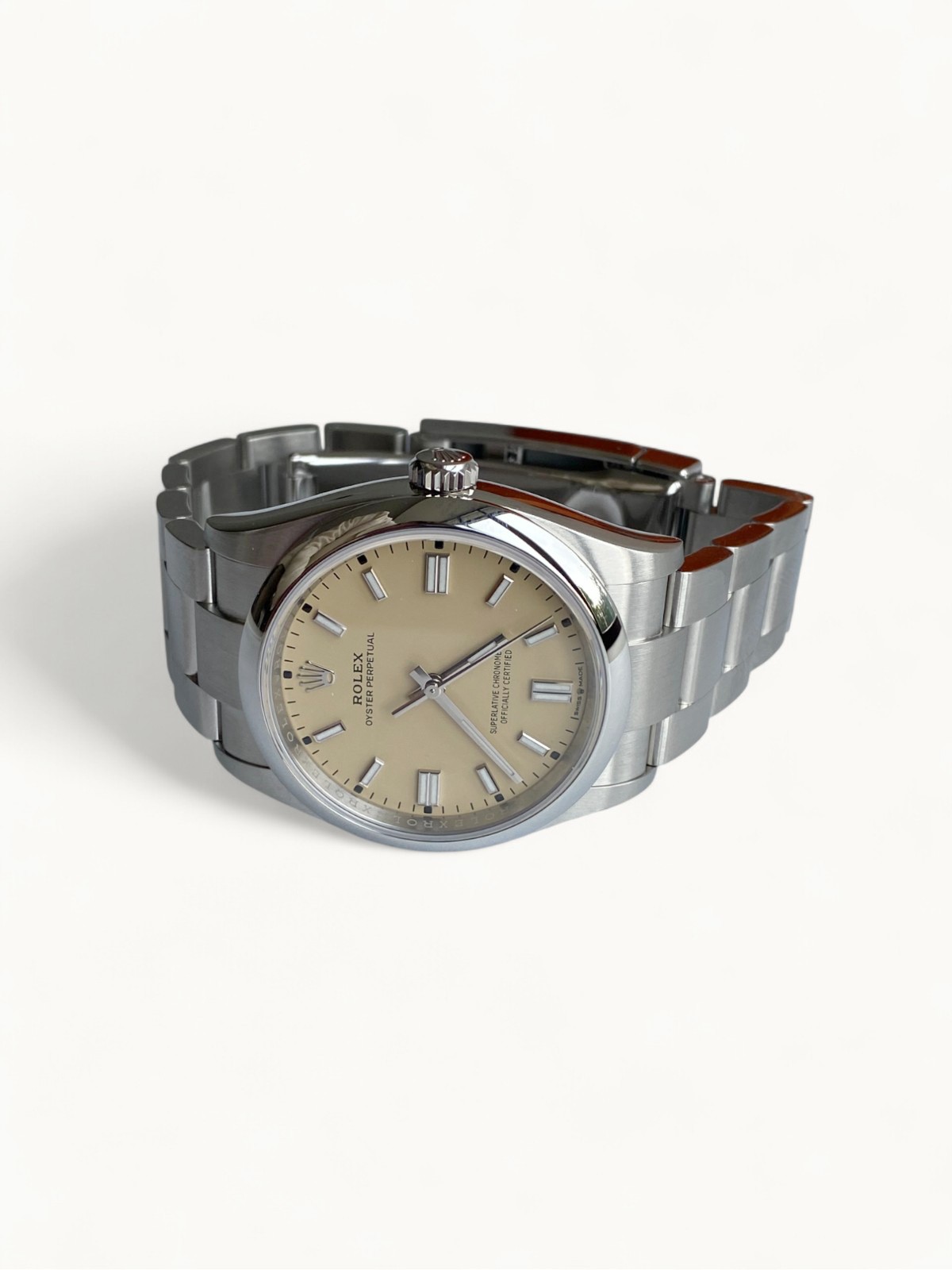 Rolex Oyster Perpetual  2