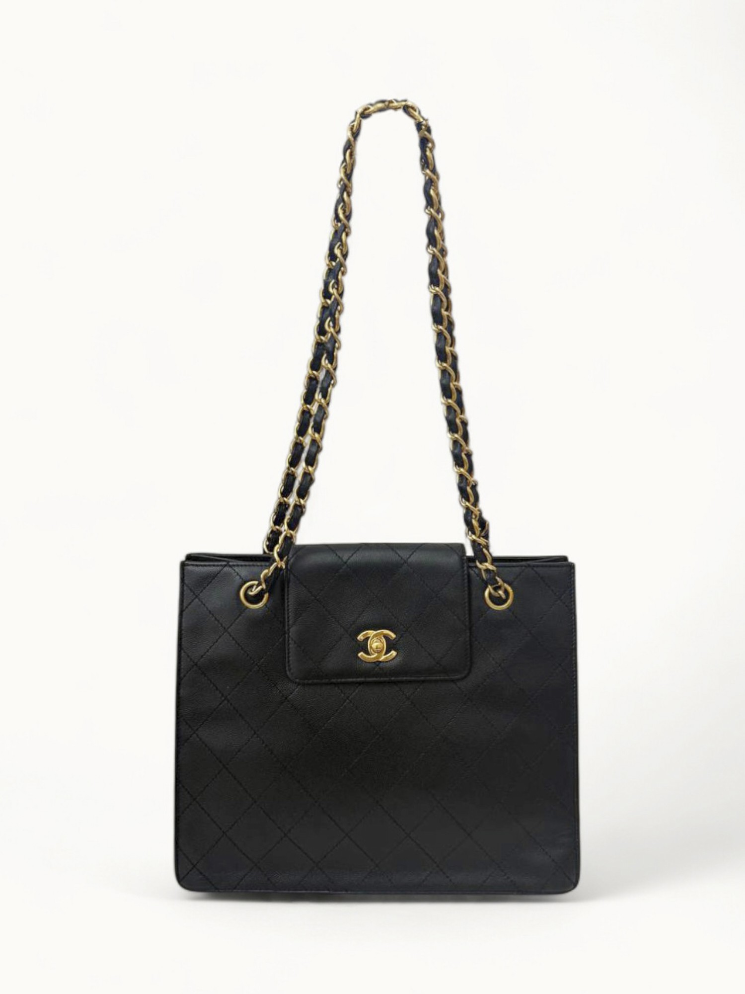 Chanel Leather Bag 0