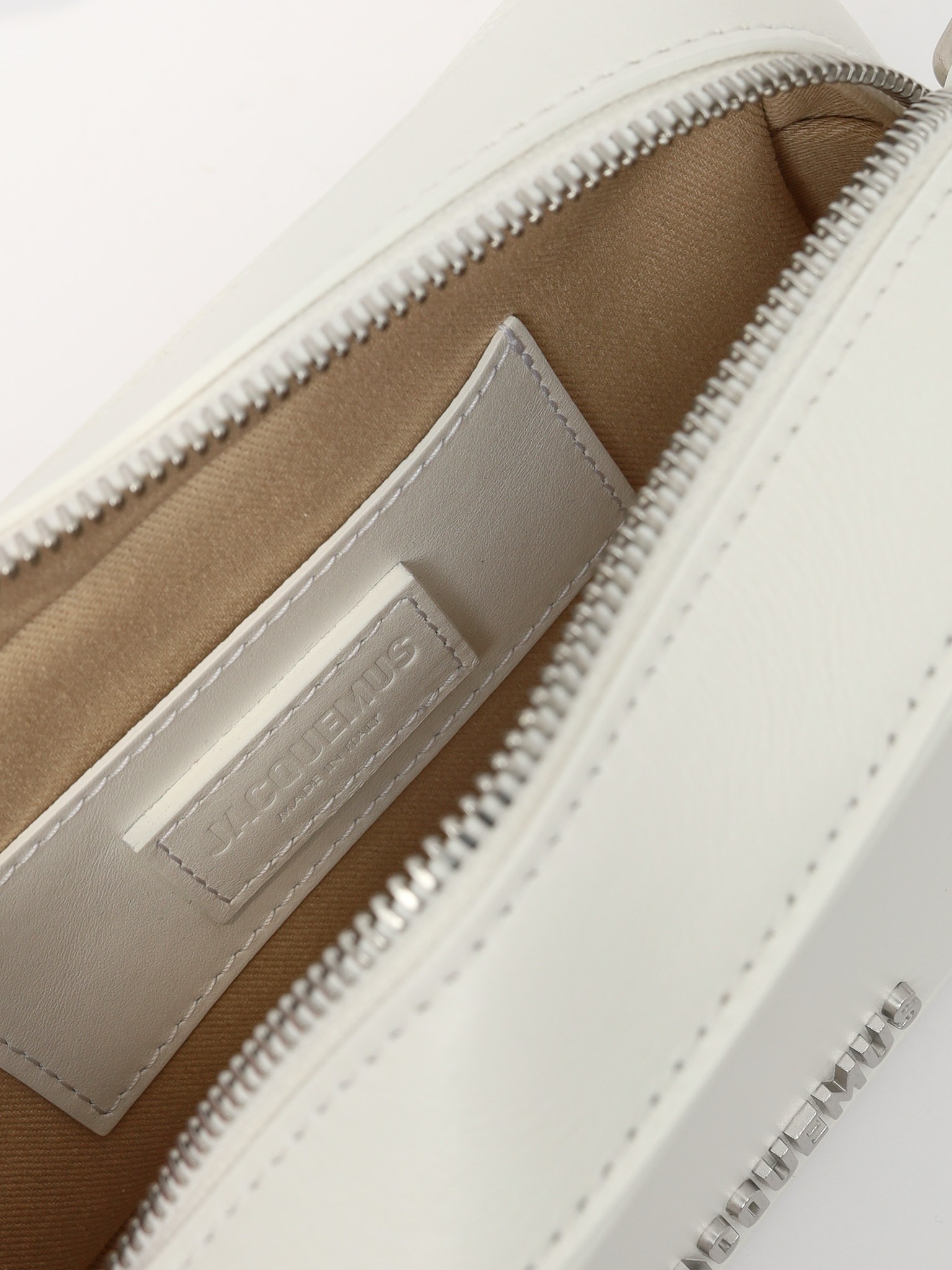 Jacquemus Le Baneto  9