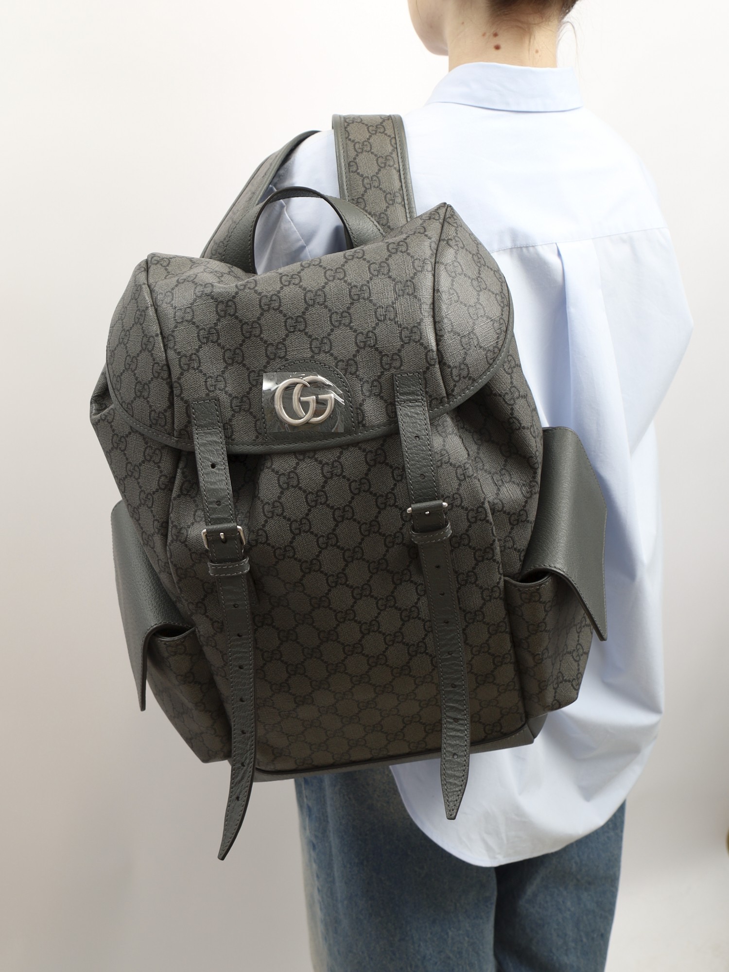 Gucci GG Supreme 1