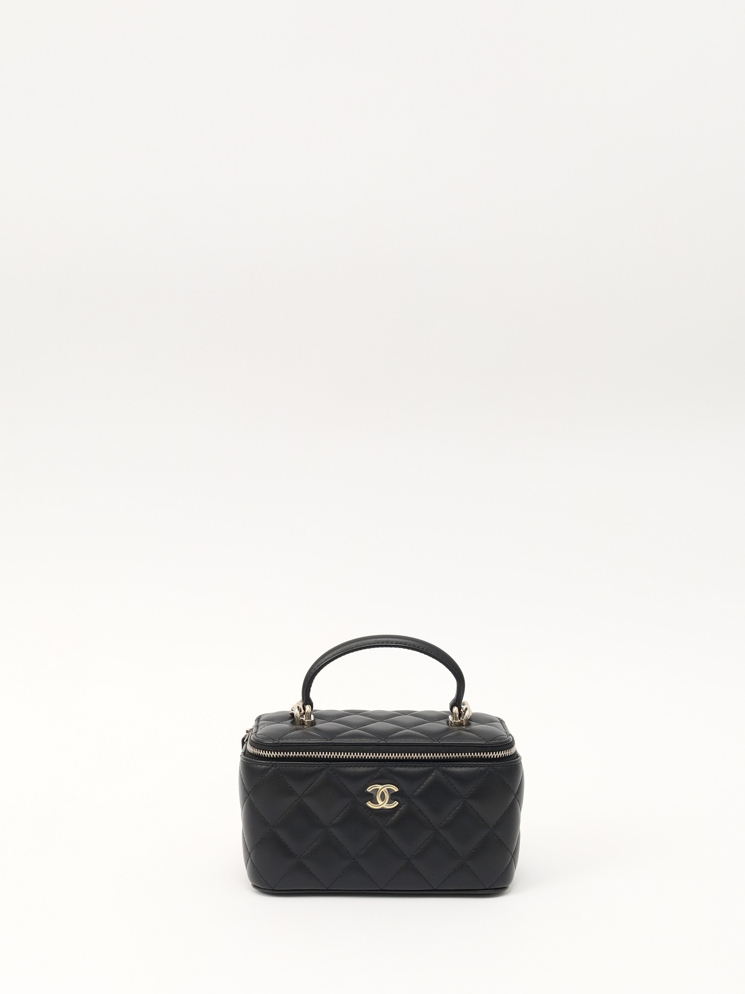 Chanel Vanity  0