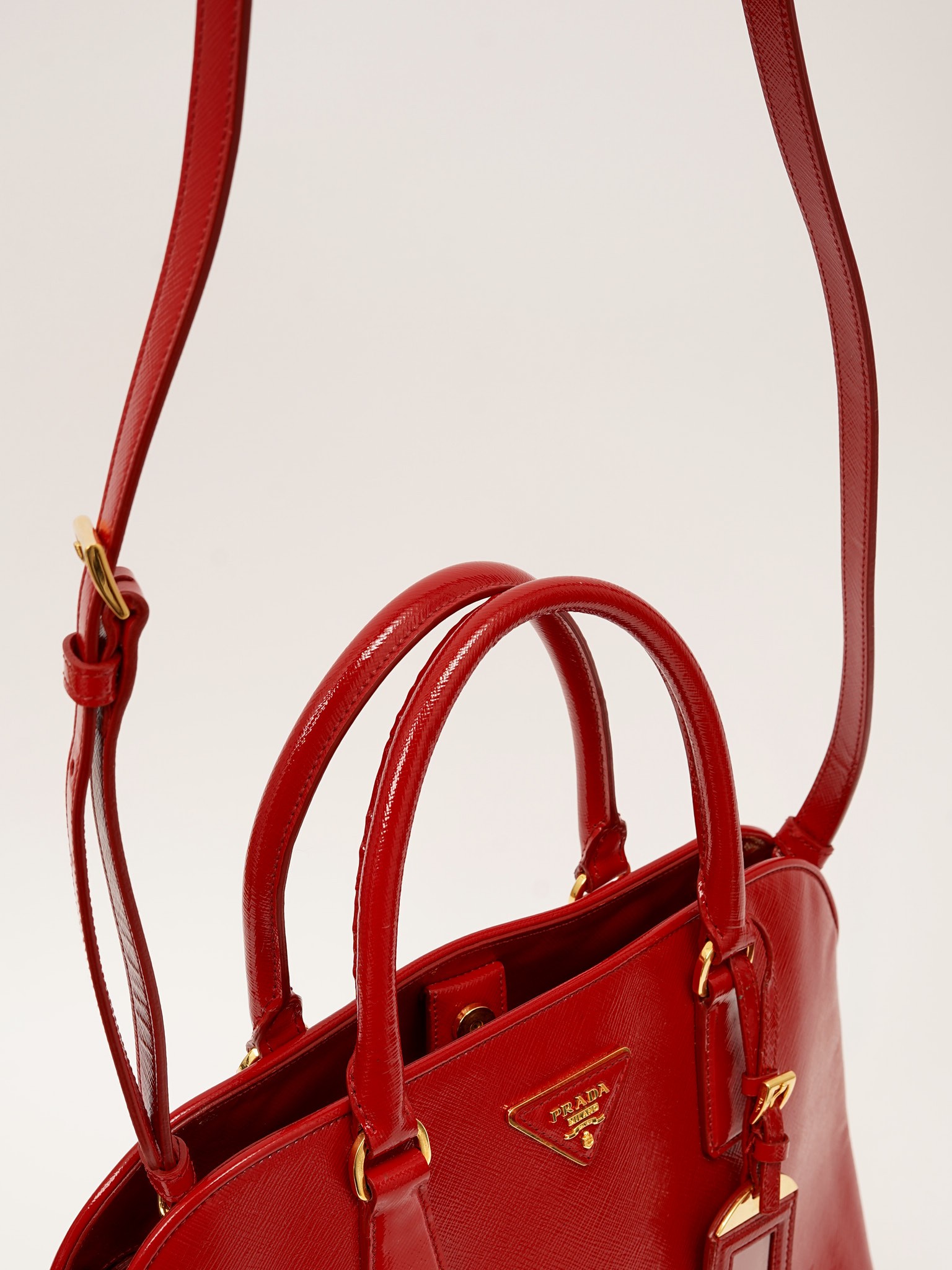 Prada Promenade 4