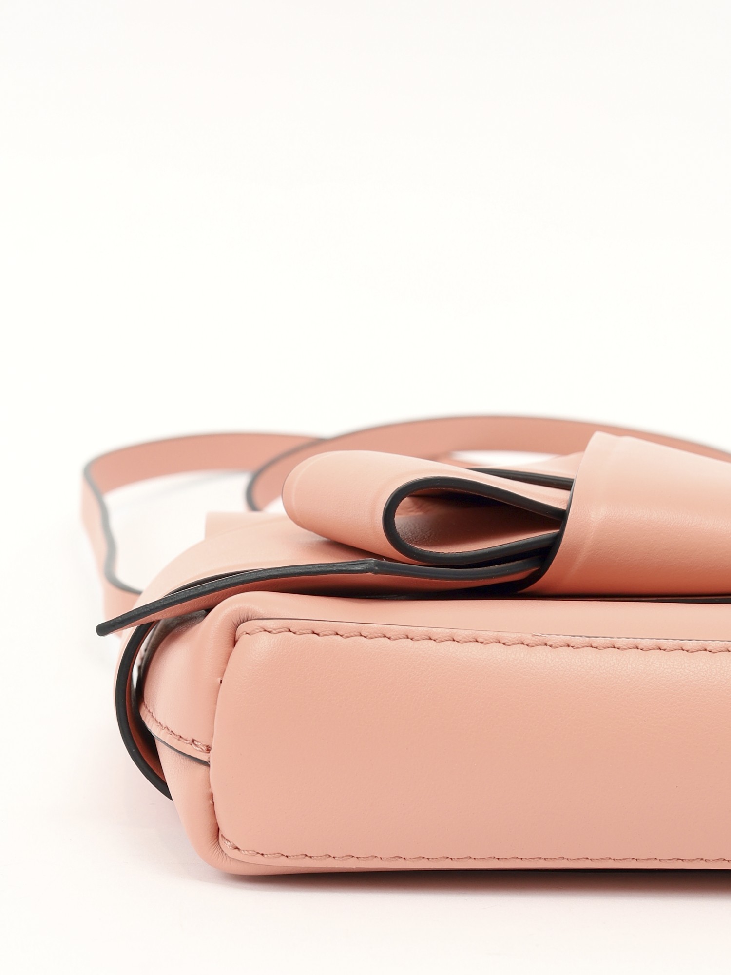 Acne Studios Musubi 8