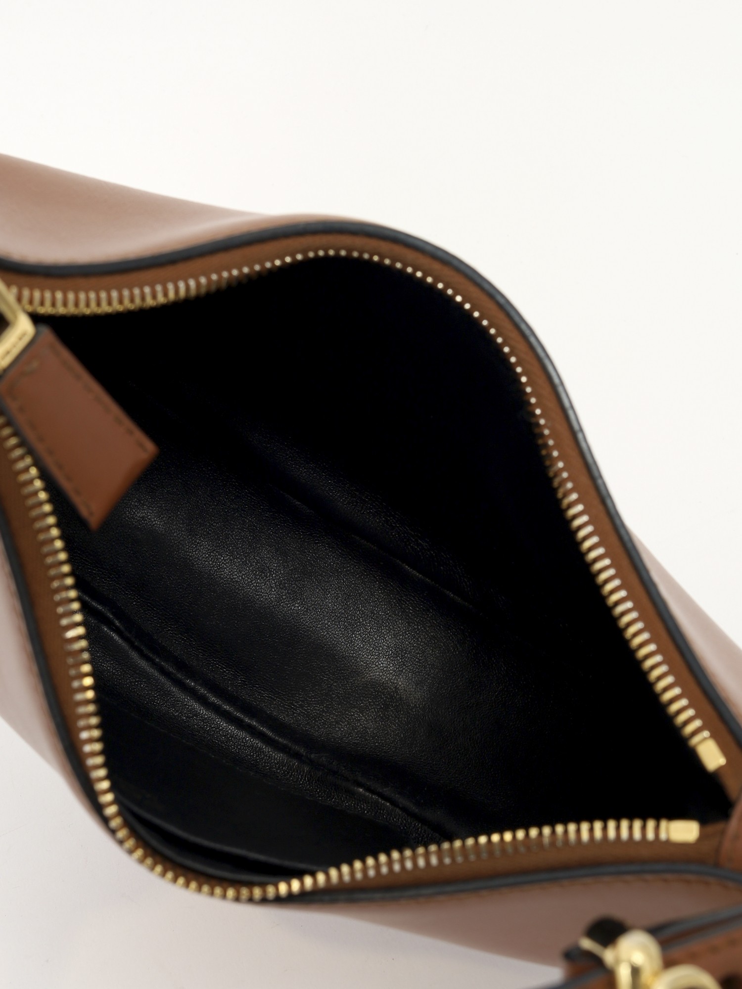 Prada Arque 10