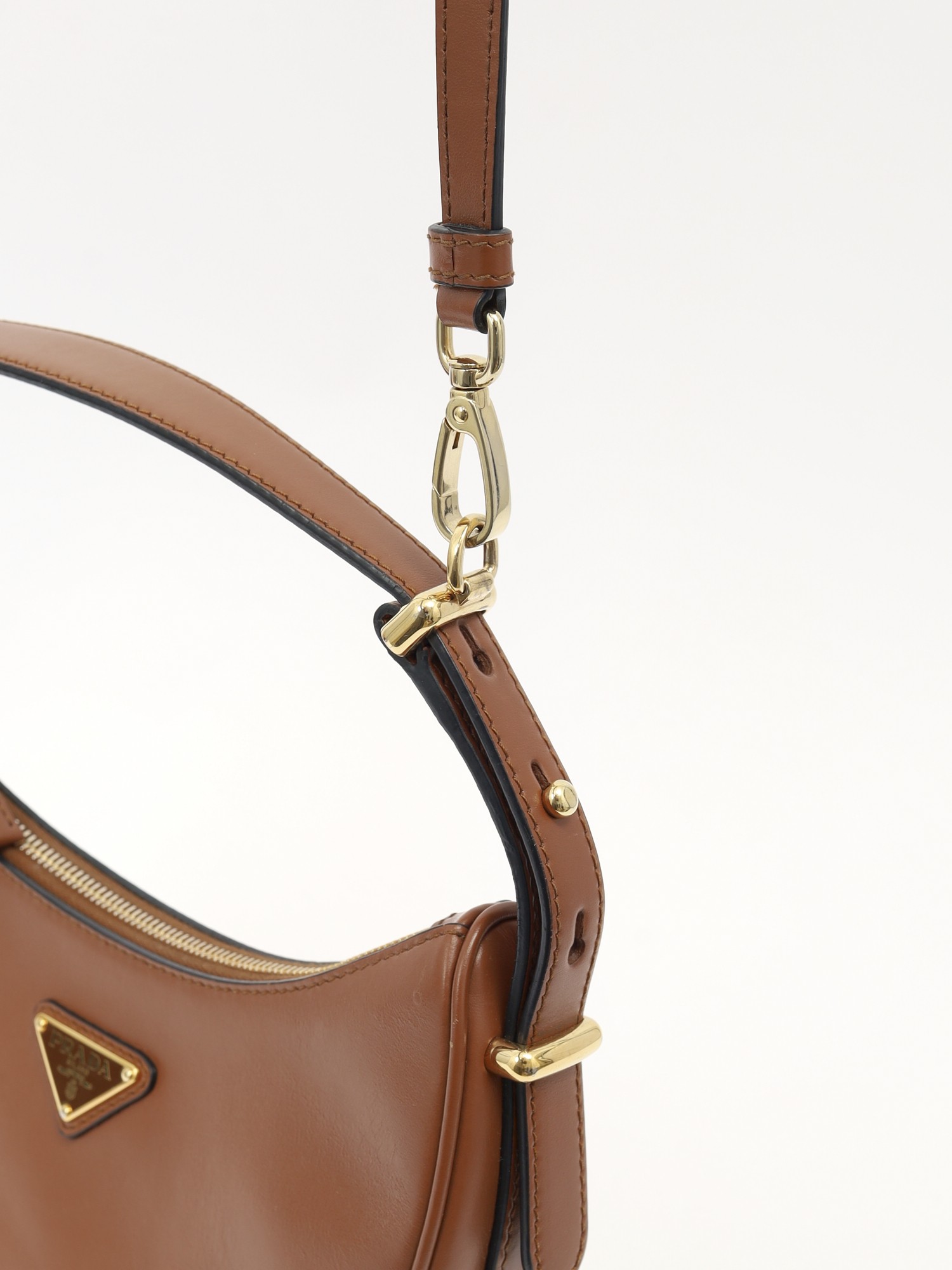 Prada Arque 7