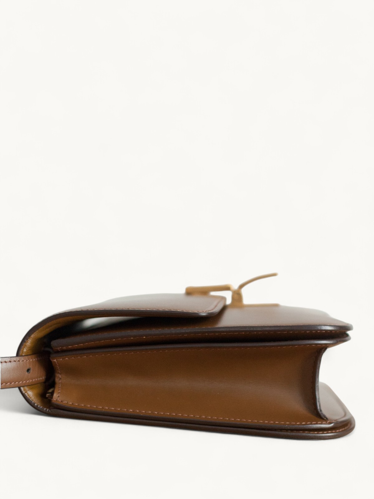 Celine Classic  4