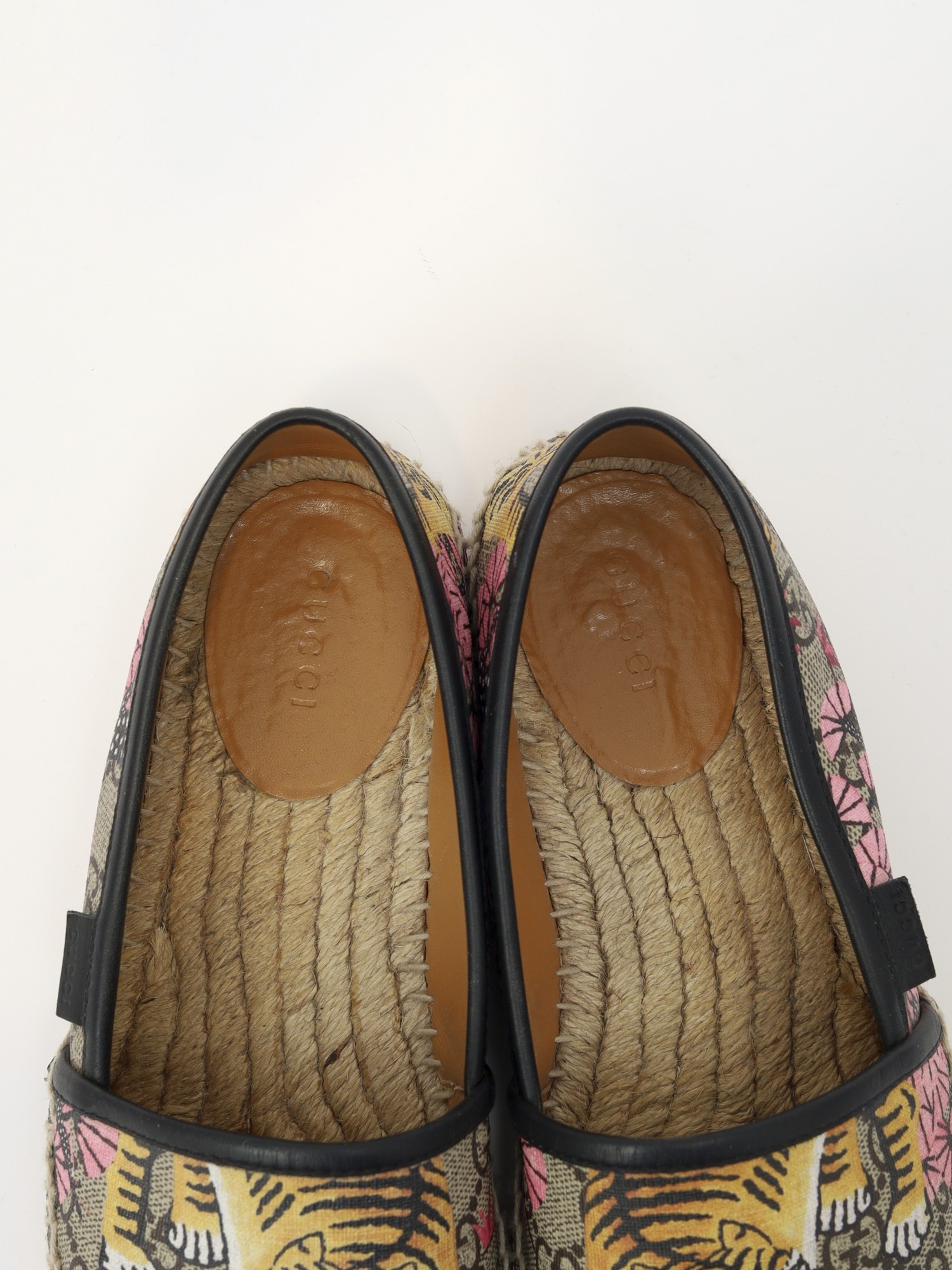 Gucci Shoes 36 8
