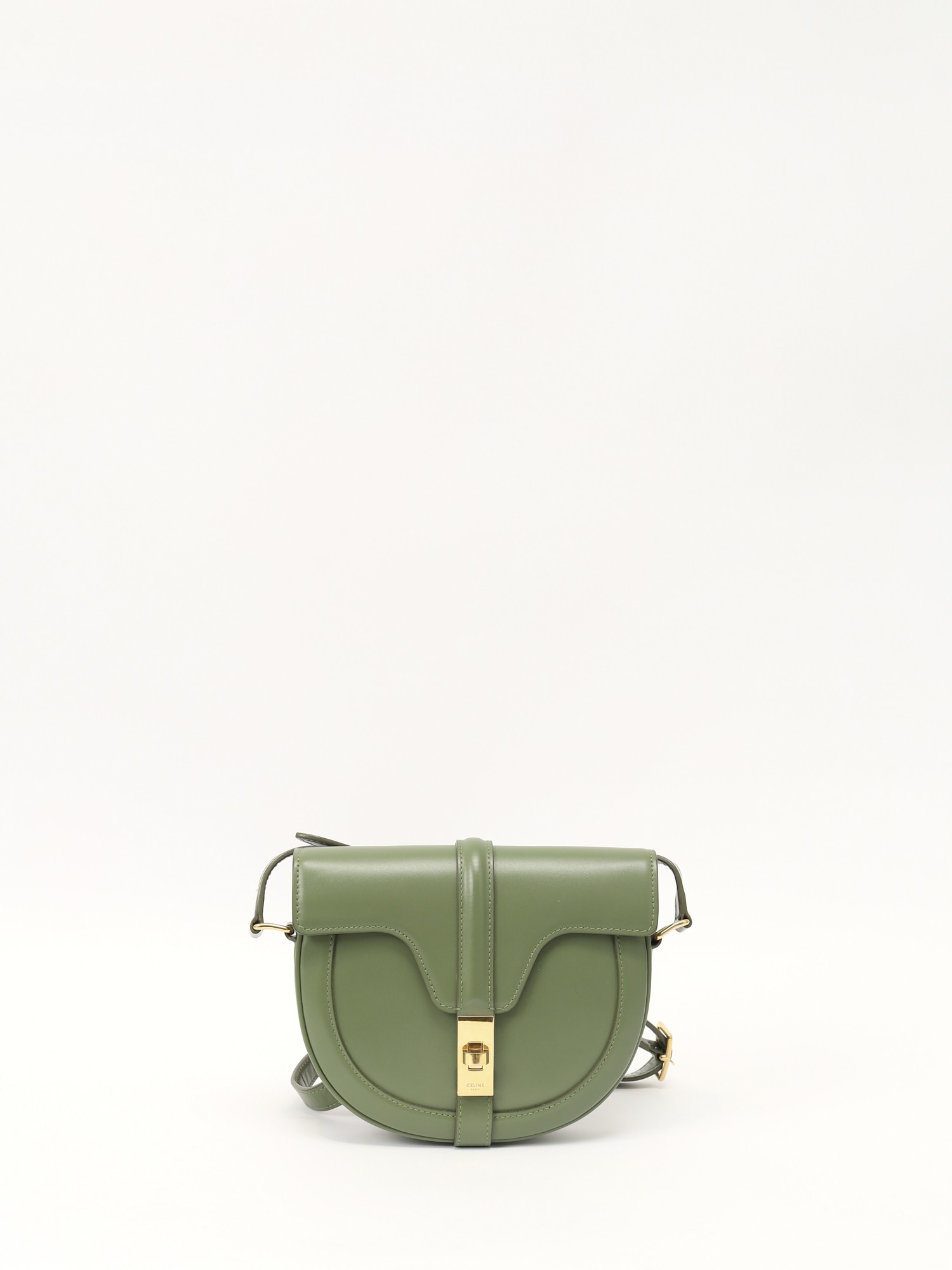 Celine 16 0