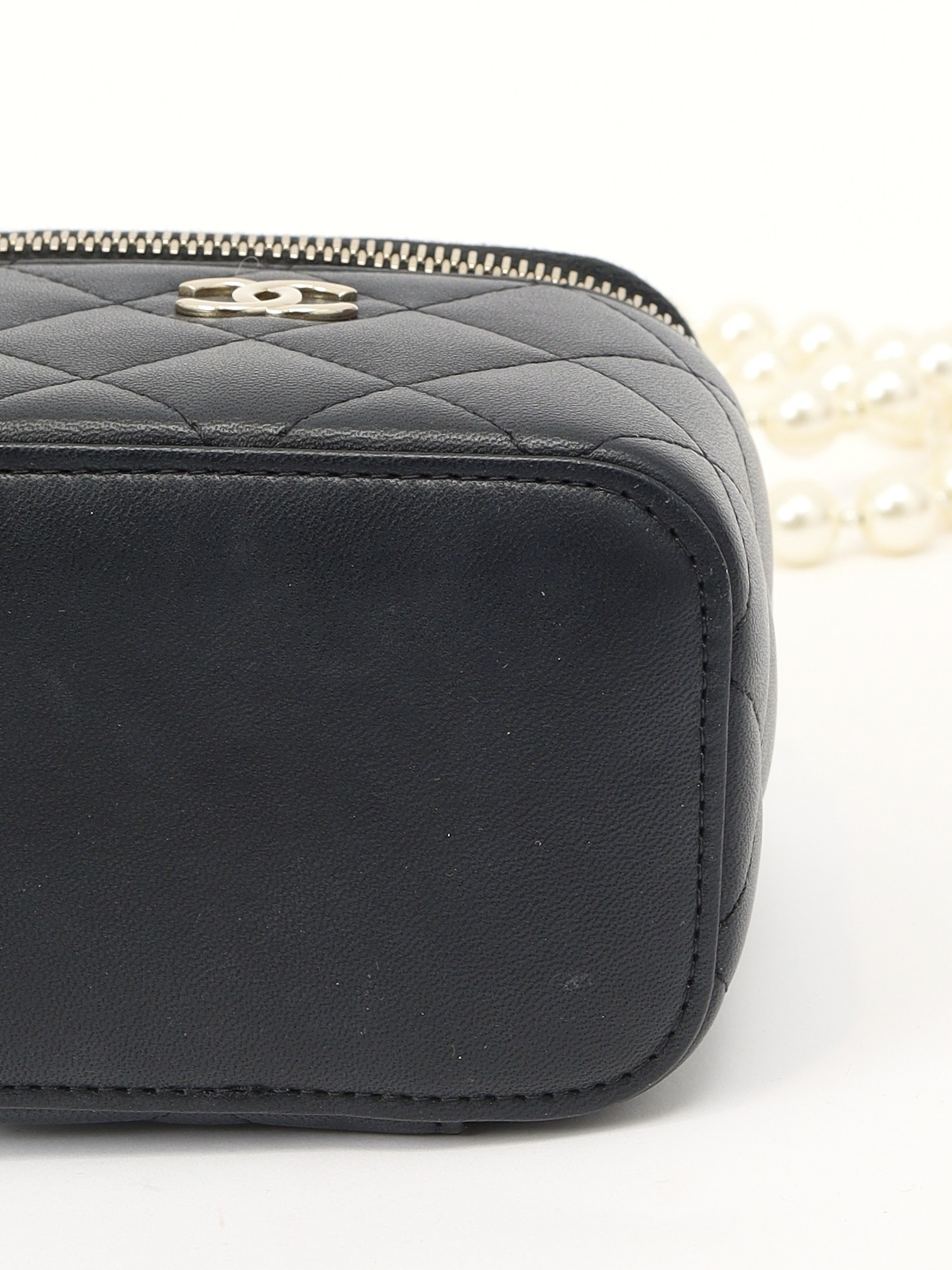 Chanel Vanity 9
