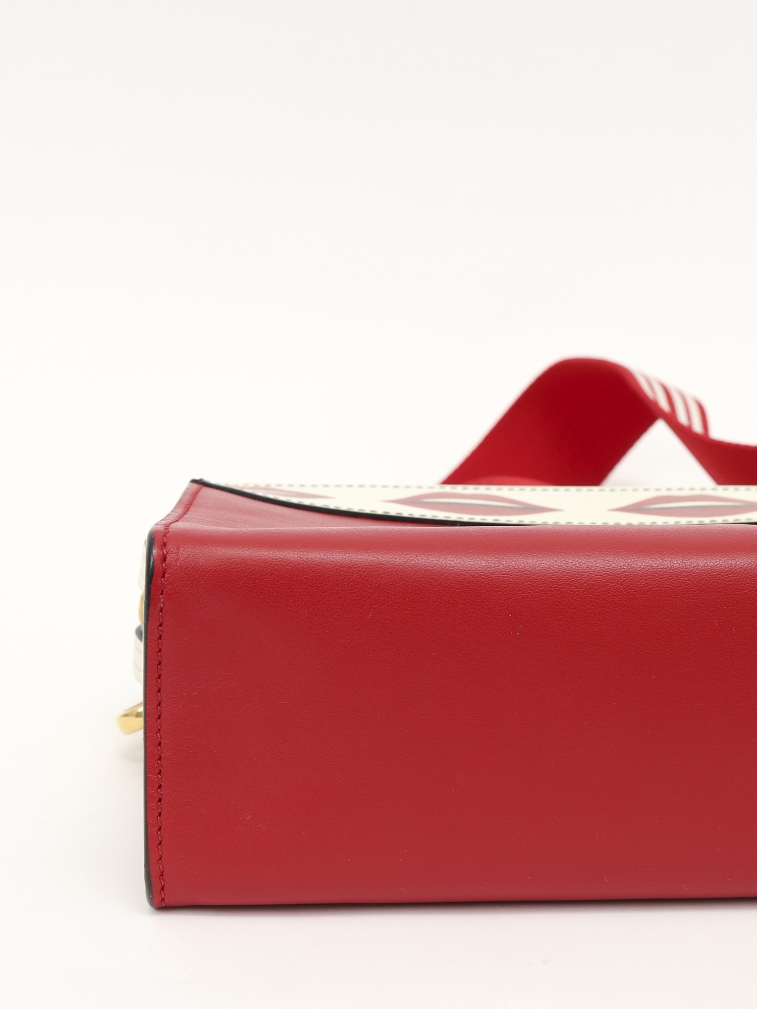 Prada Esplanade  7