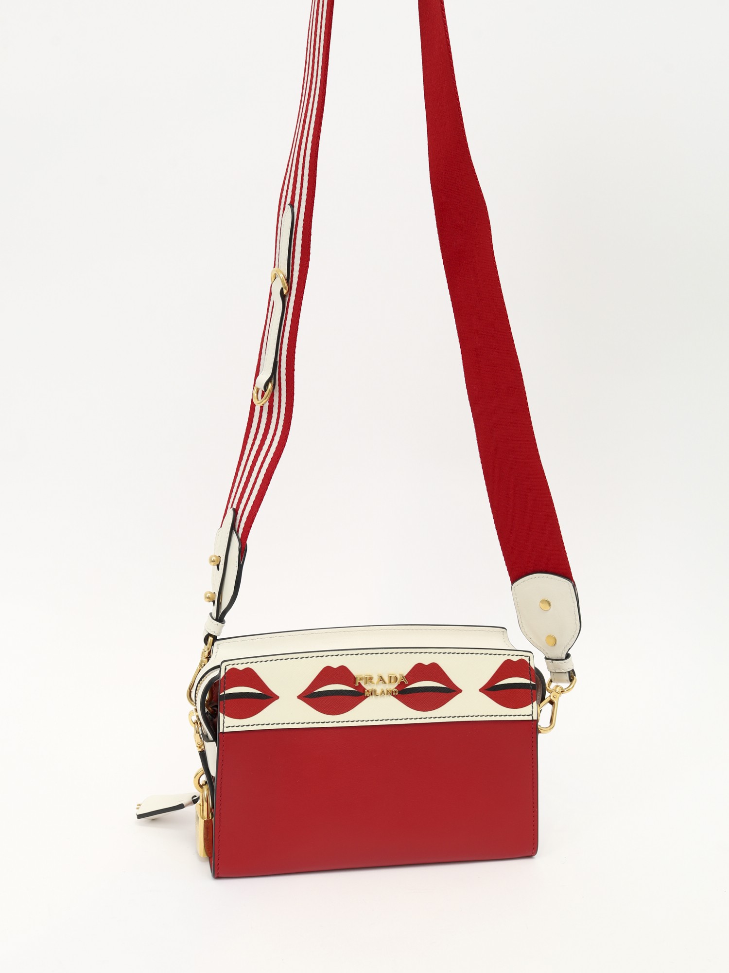 Prada Esplanade  4