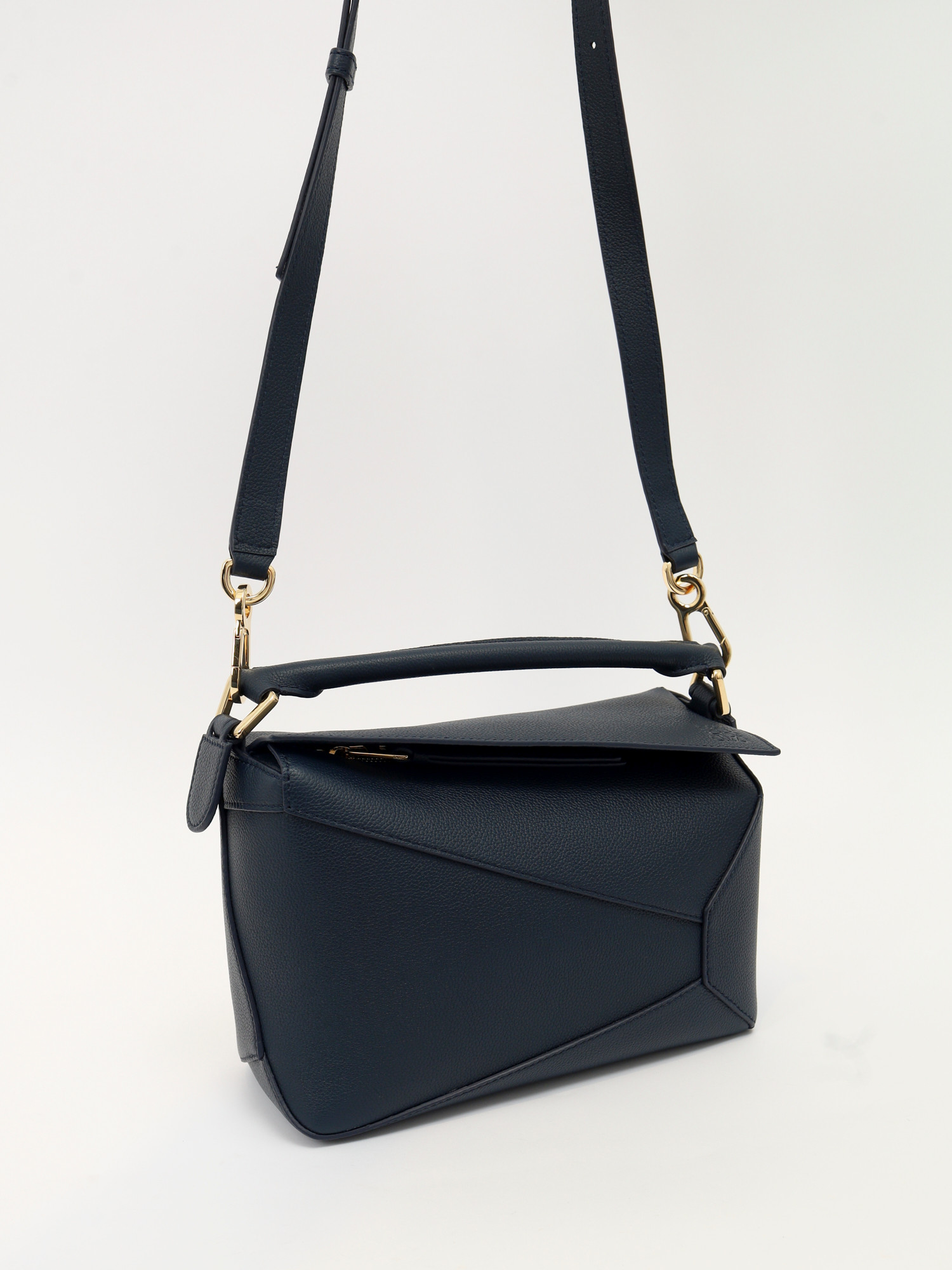 Loewe Puzzle  4