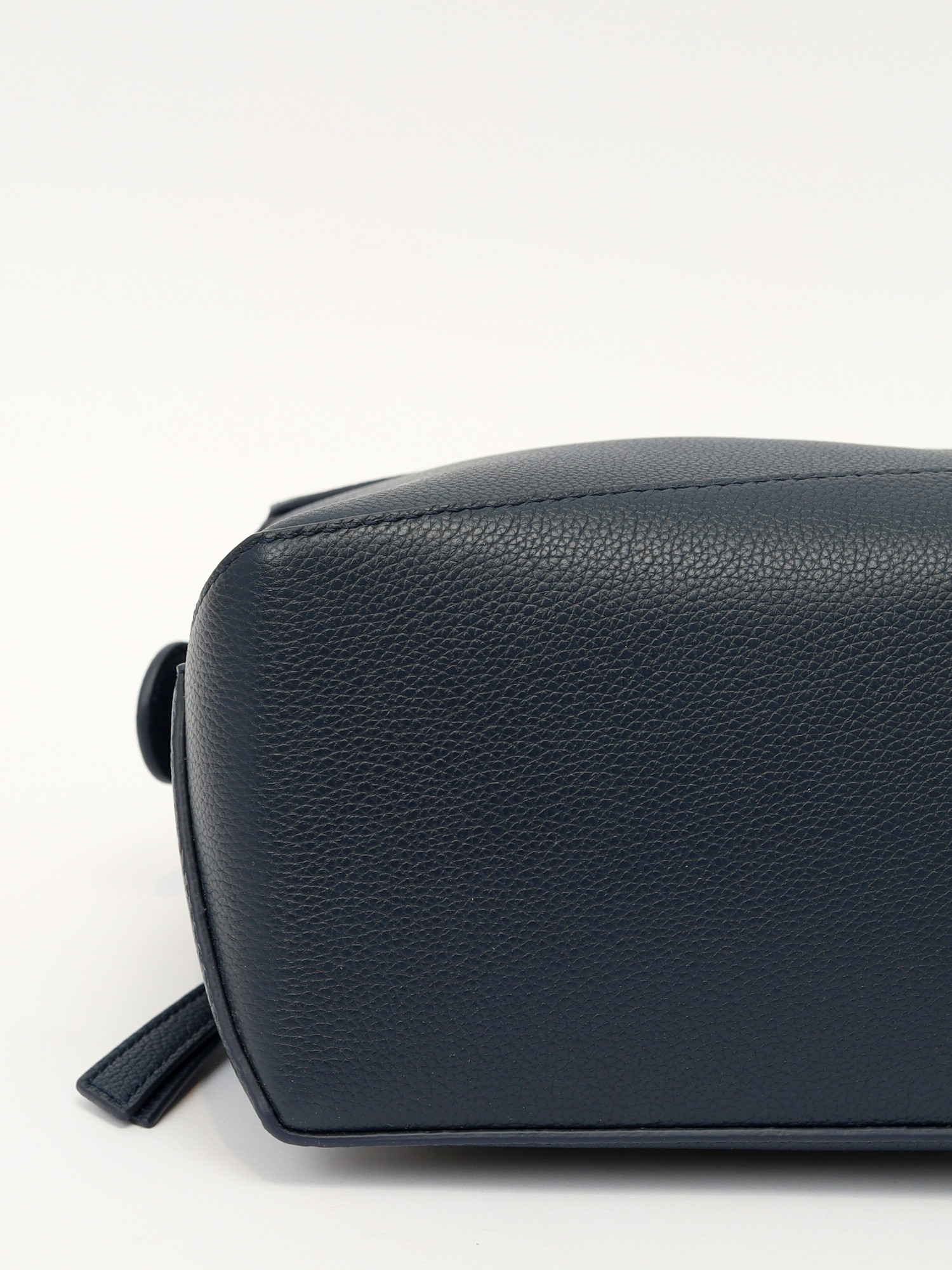 Loewe Puzzle  8