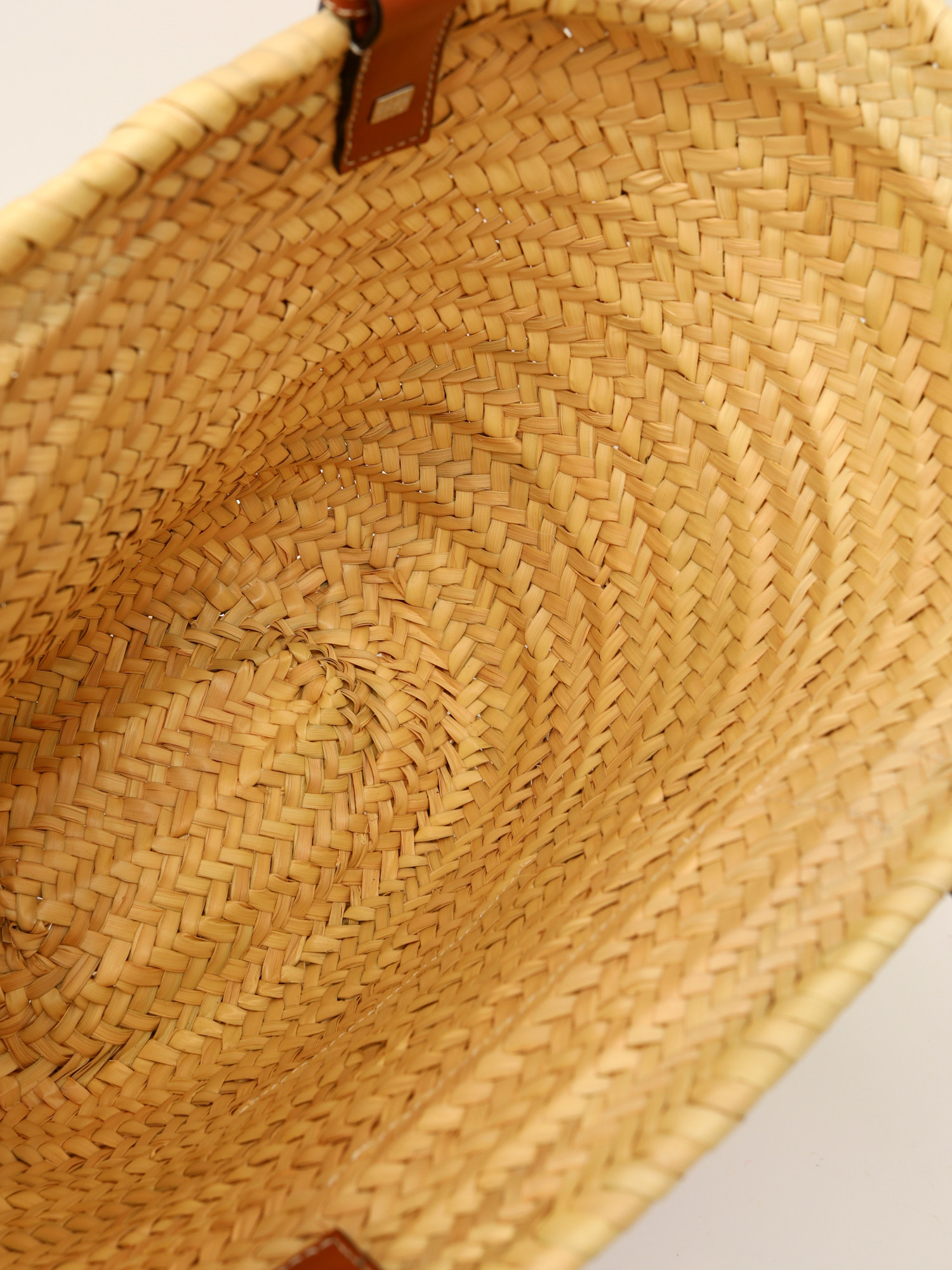 Loewe Basket  9