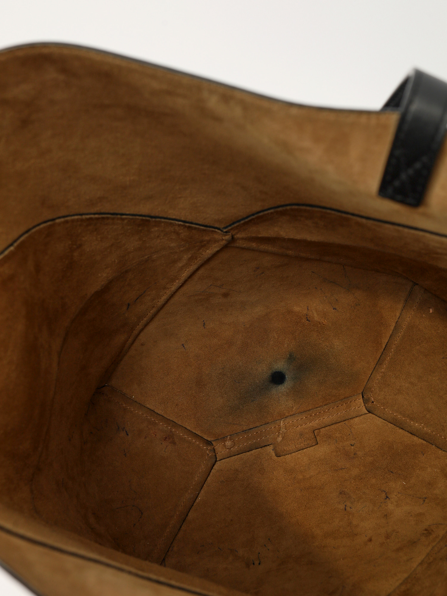 Loewe Puzzle 10